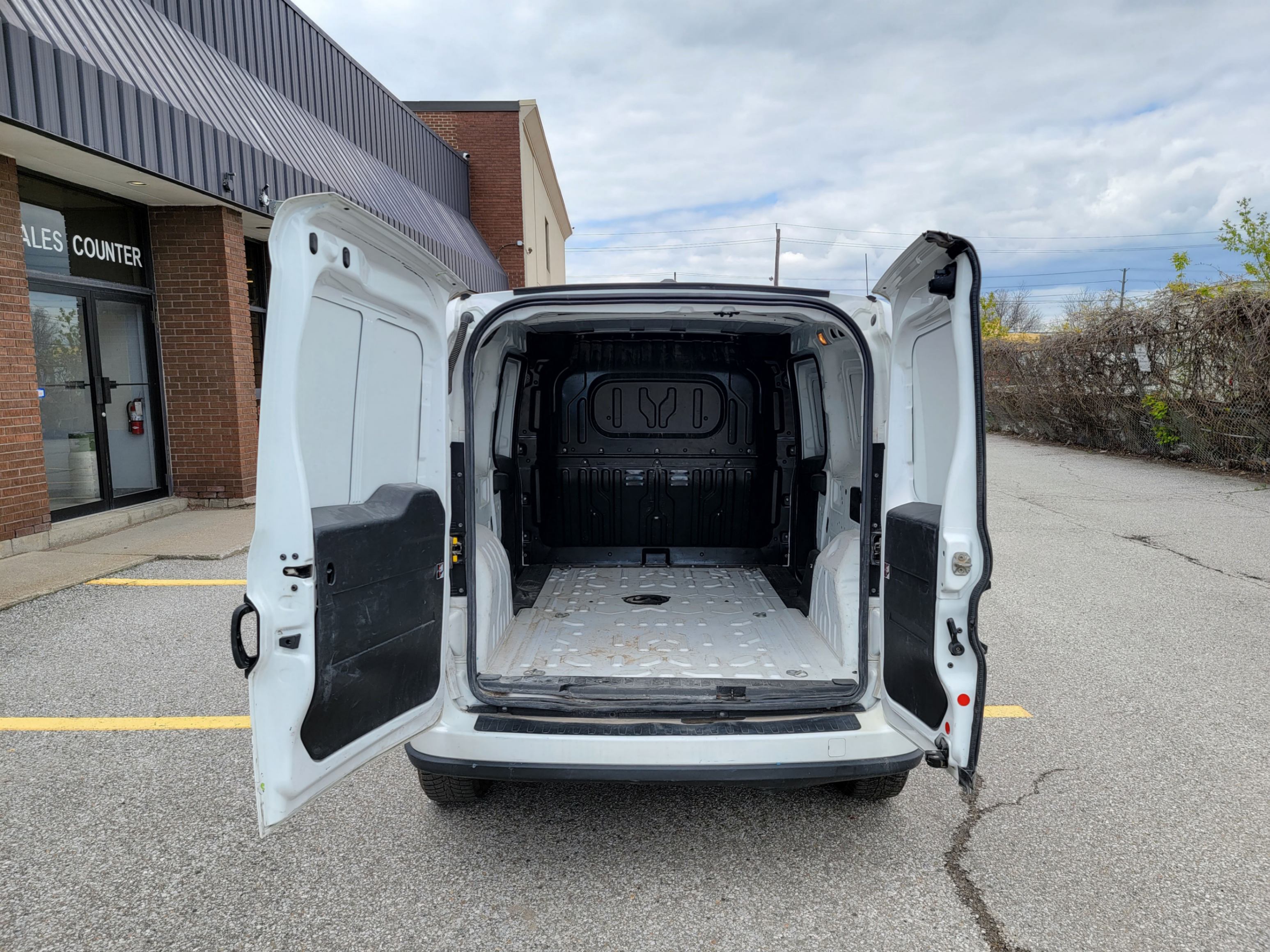 /theautoking/2020-Ram-ProMasterCity-4687984367859437.jpg