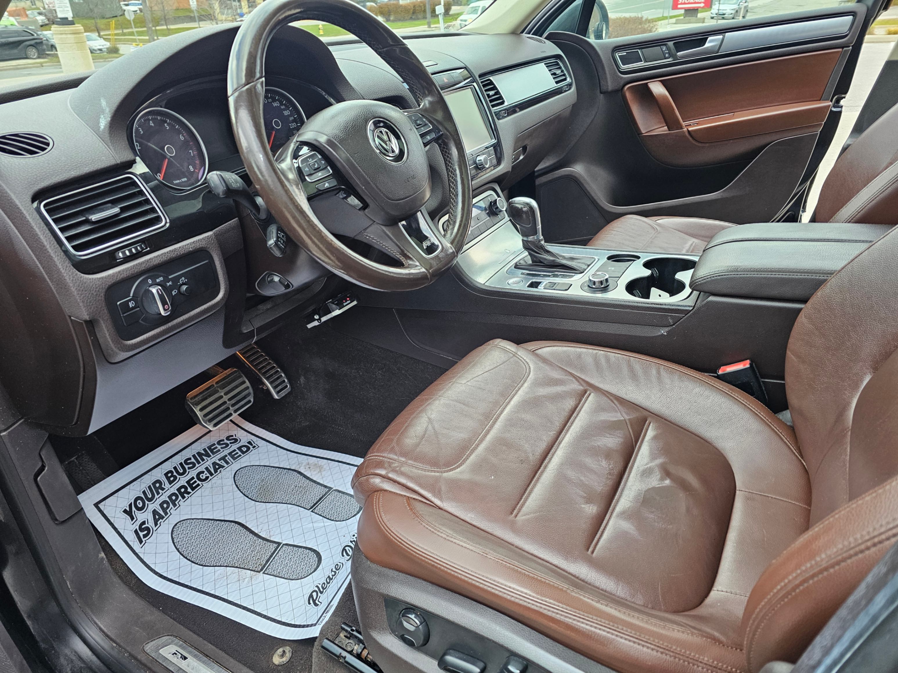 /todaysautosalesandservice/2014-Volkswagen-Touareg-48267109639635186.jpg