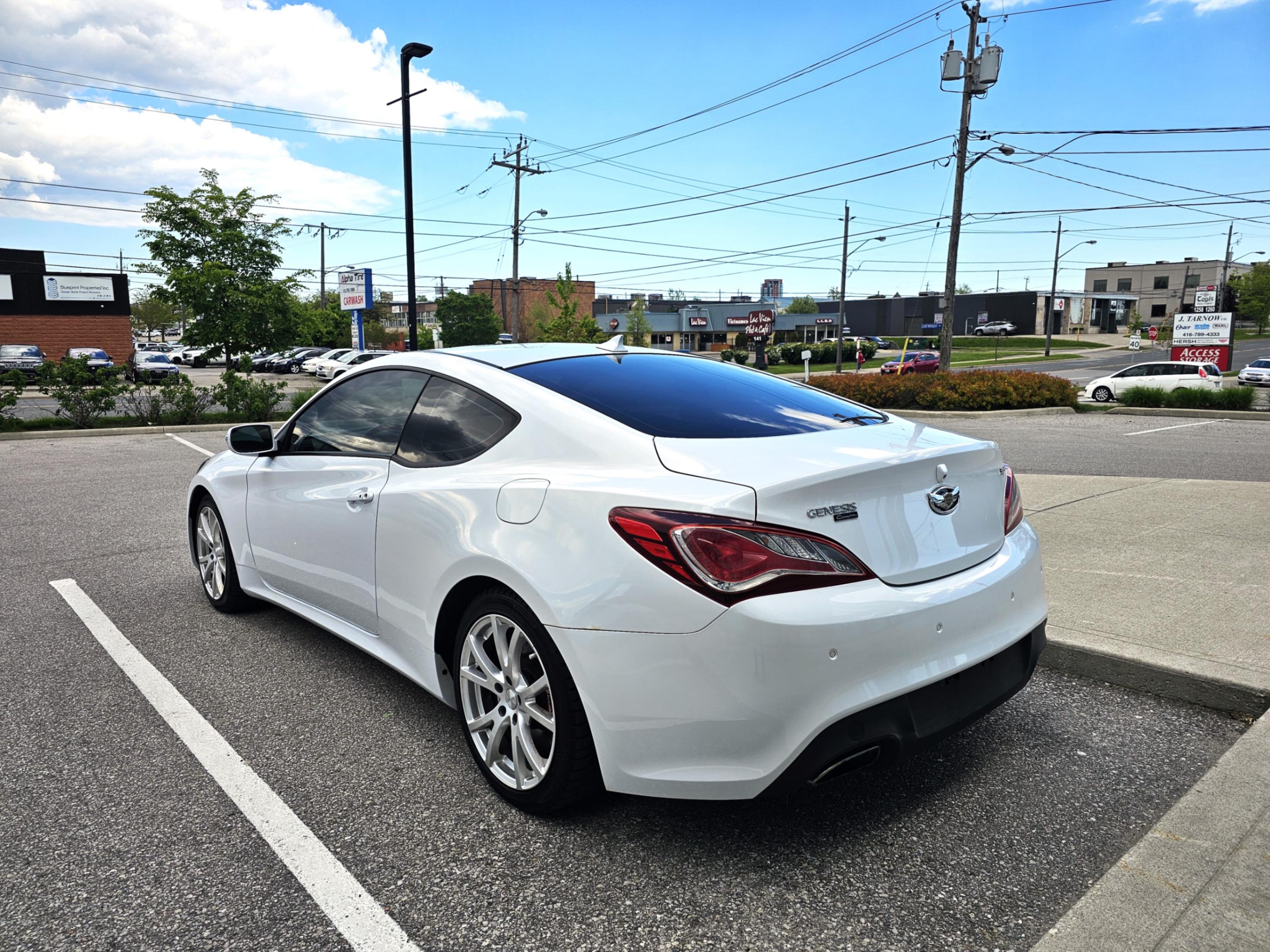 /todaysautosalesandservice/2015-Hyundai-Genesis-7242894259089274.jpg