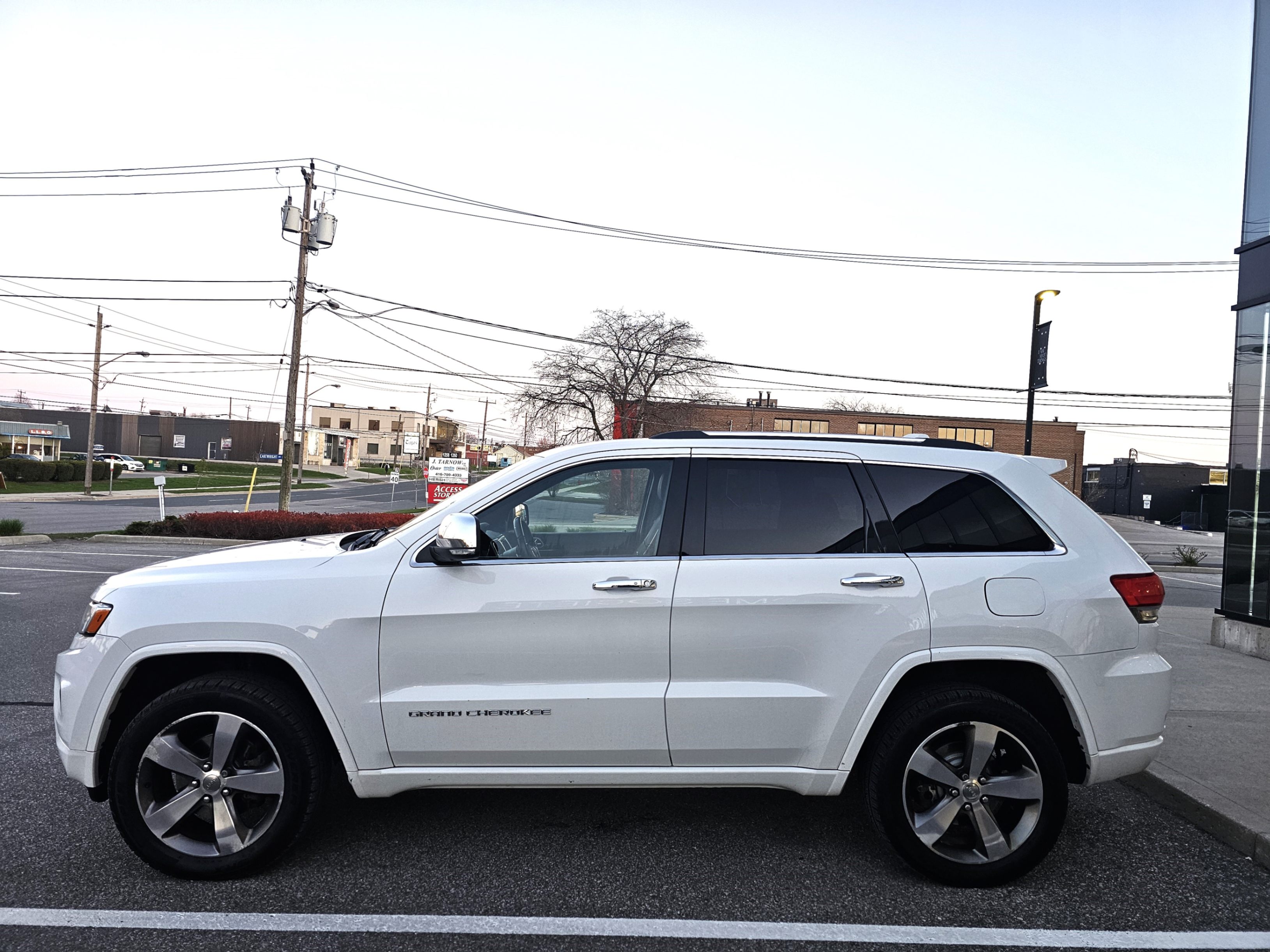 /todaysautosalesandservice/2015-Jeep-GrandCherokee-3571638543412503.jpg
