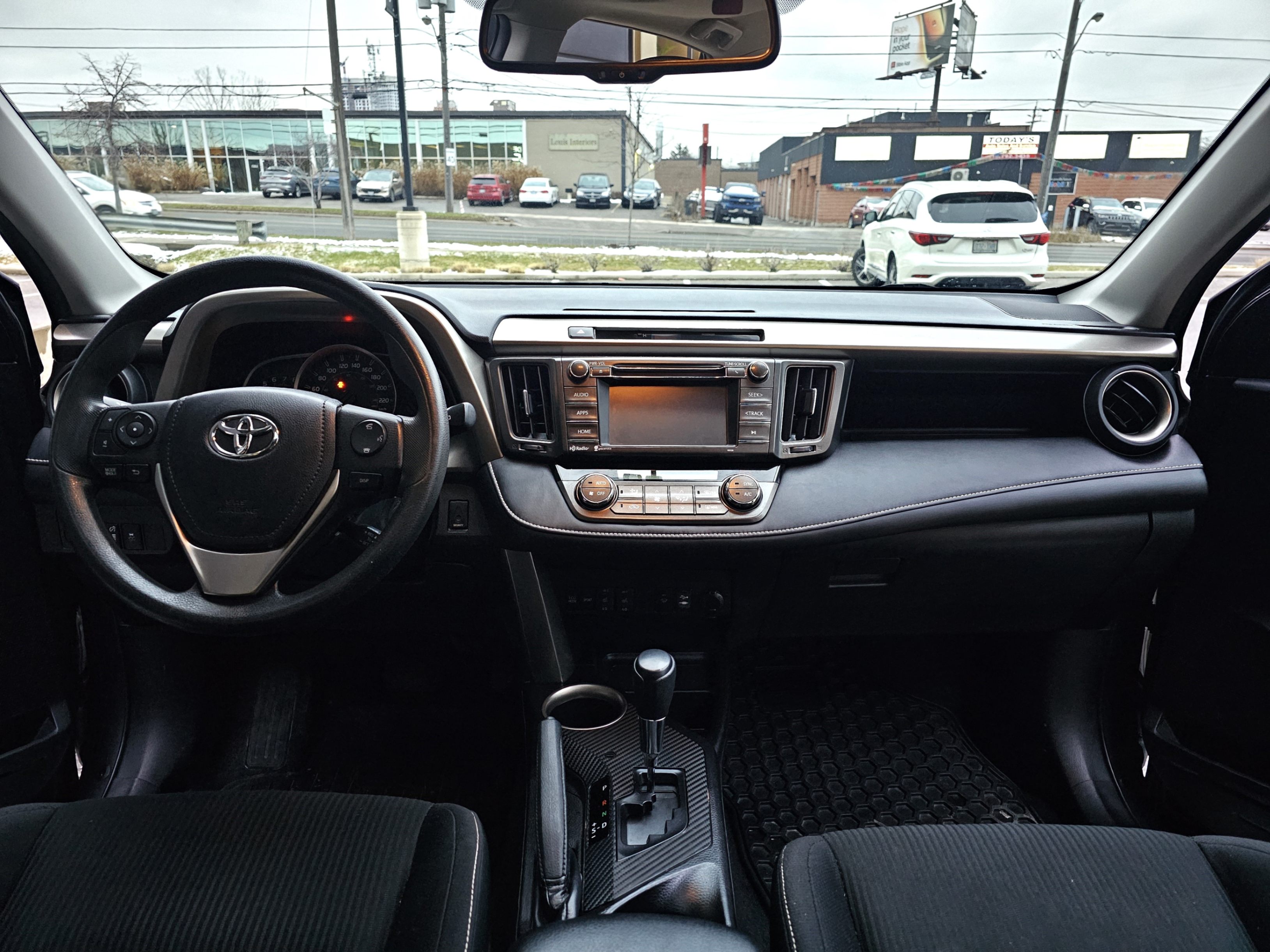 /todaysautosalesandservice/2015-Toyota-RAV4-9159137402895885.jpg