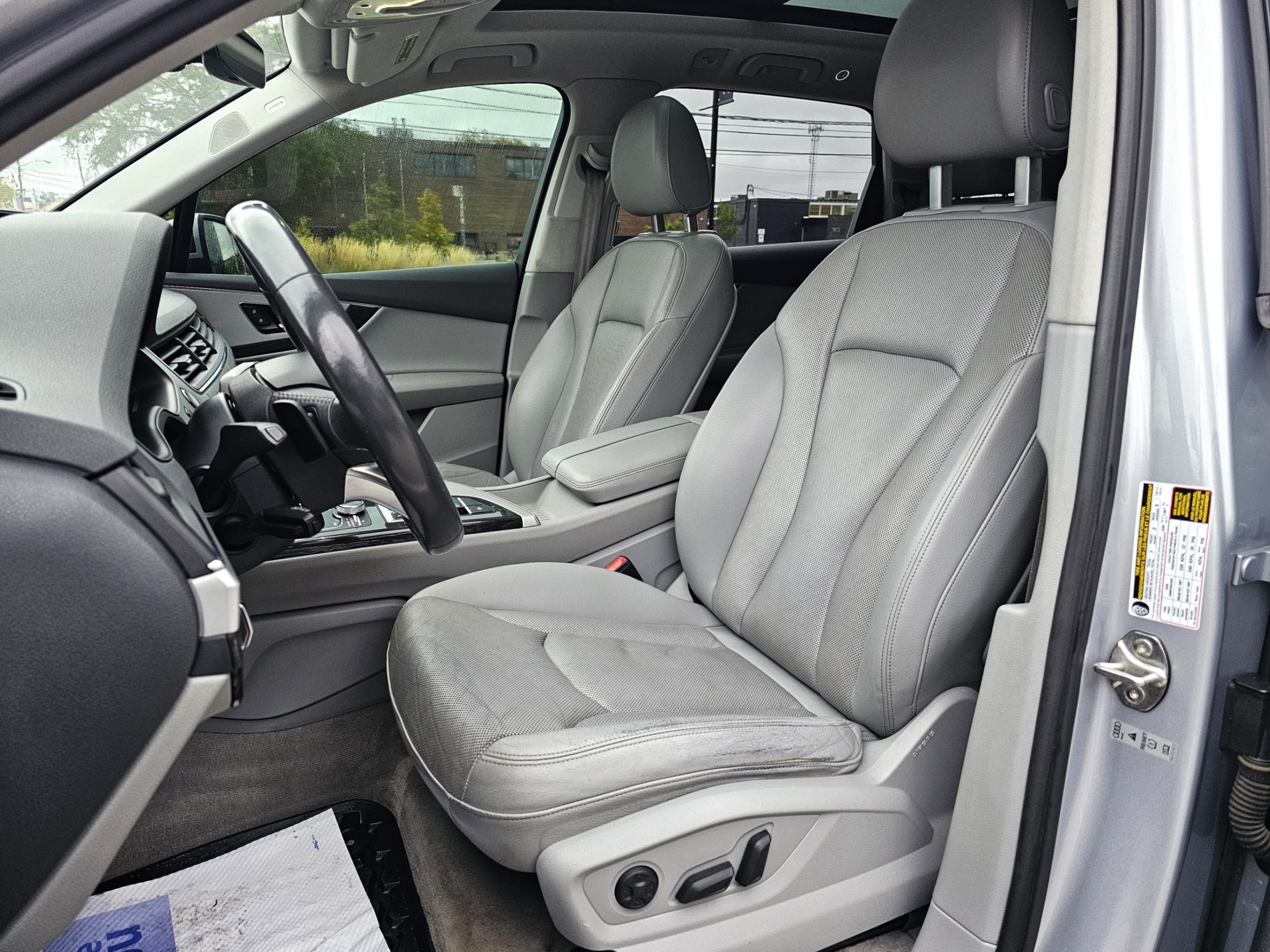 /todaysautosalesandservice/2017-Audi-Q7-43062933311923146.jpg