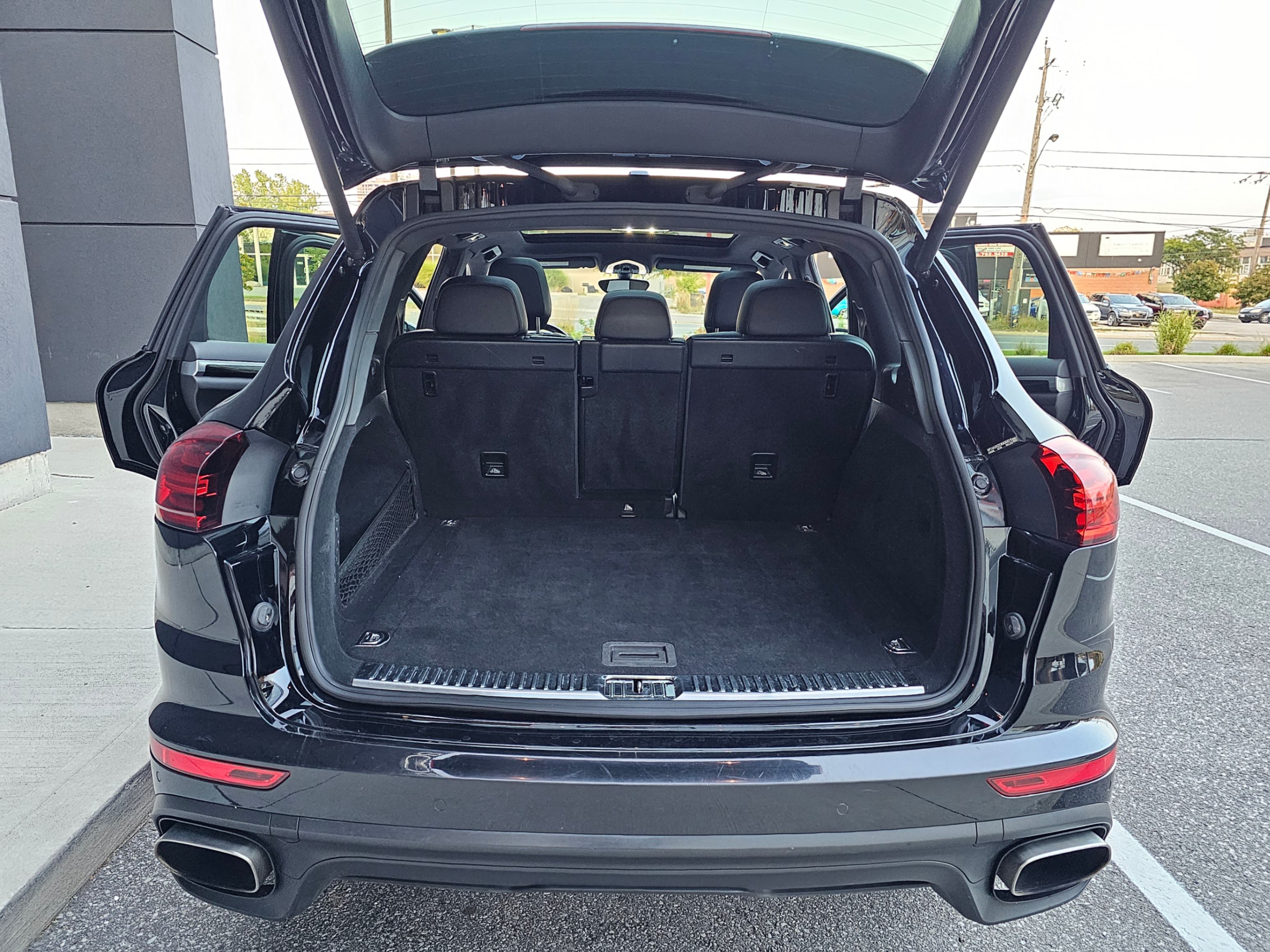 /todaysautosalesandservice/2018-Porsche-Cayenne-7796154538387419.jpg