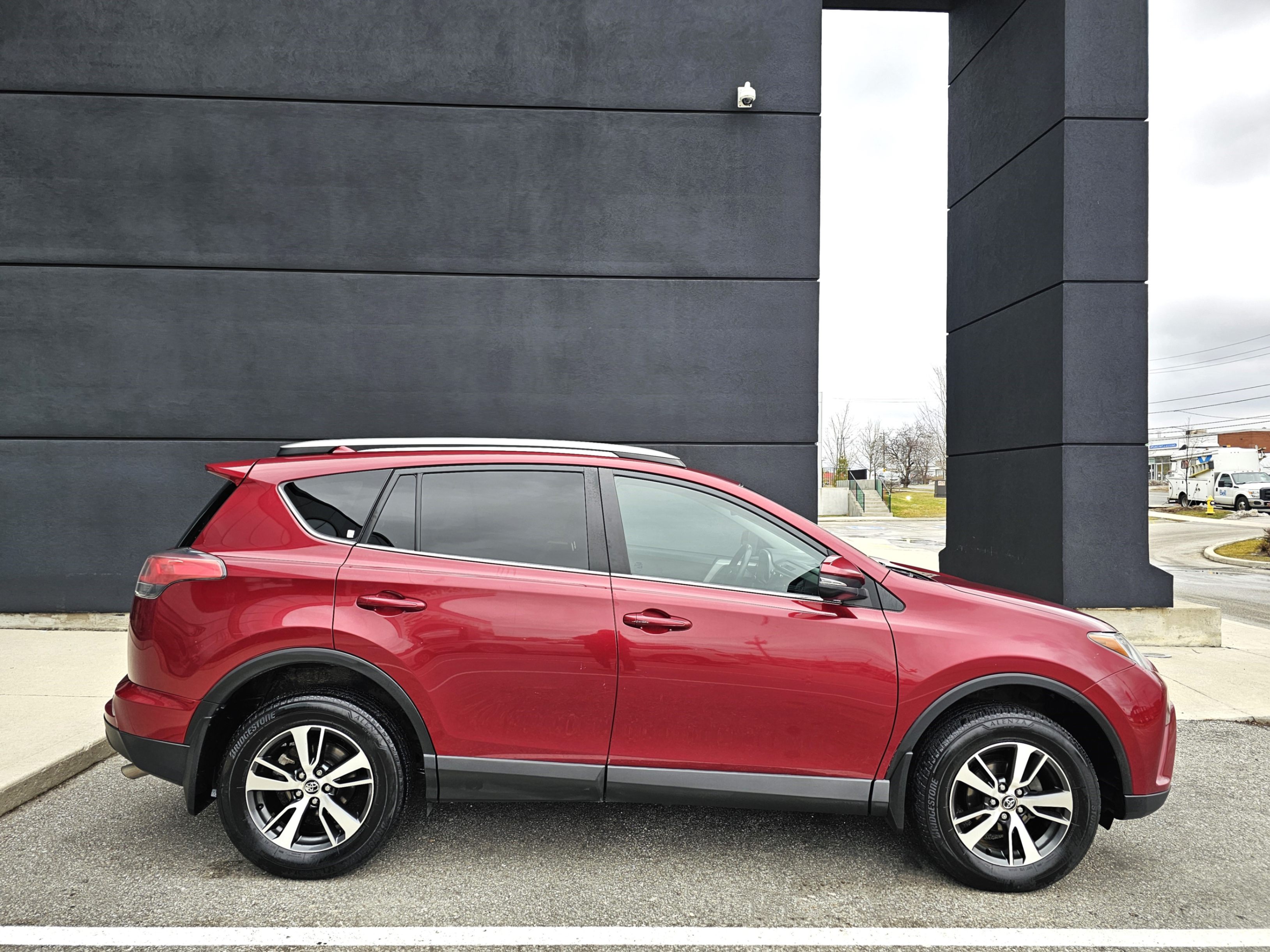 /todaysautosalesandservice/2018-Toyota-RAV4-557513180088425.jpg