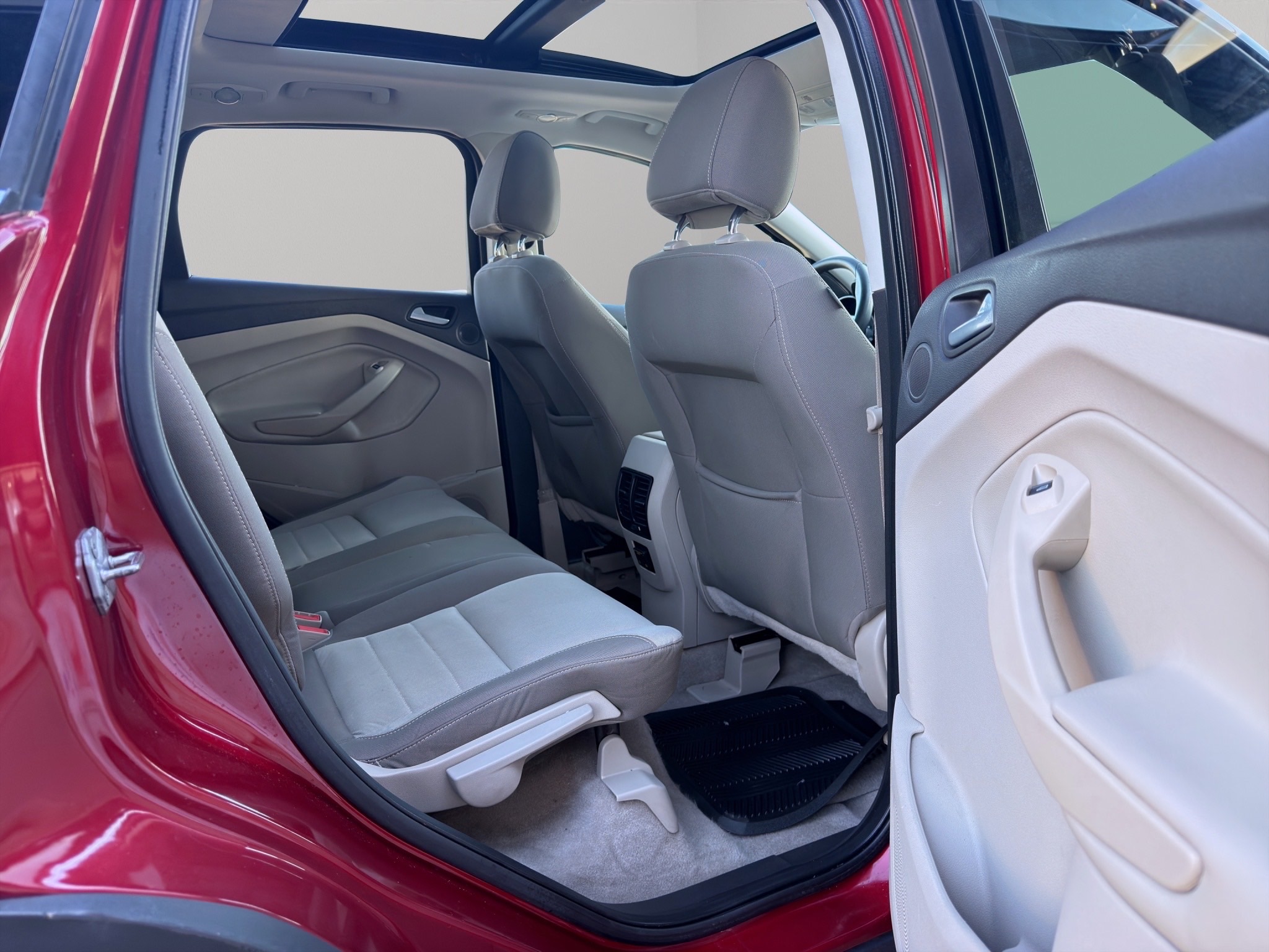 /topnotchautosalesinc1/2014-Ford-Escape-5332590415045064.jpg