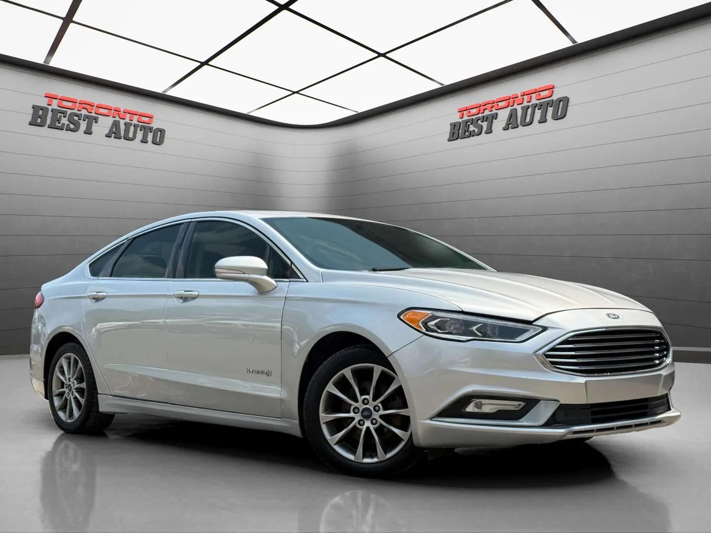 2017 Ford Fusion Hybrid |Hybrid| FWD|
