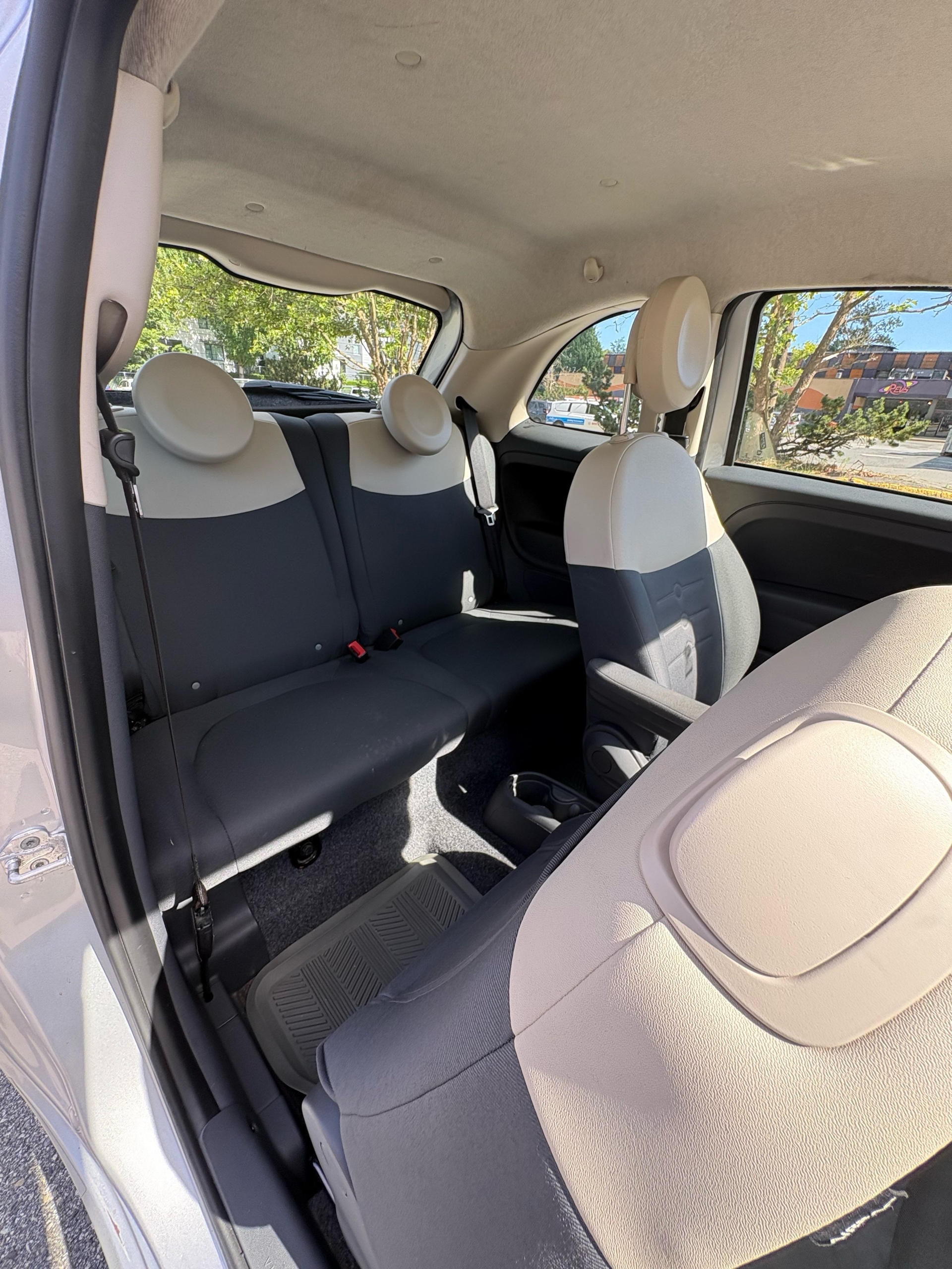 /truewayautosales/2014-Fiat-500-16052070635375815.jpg