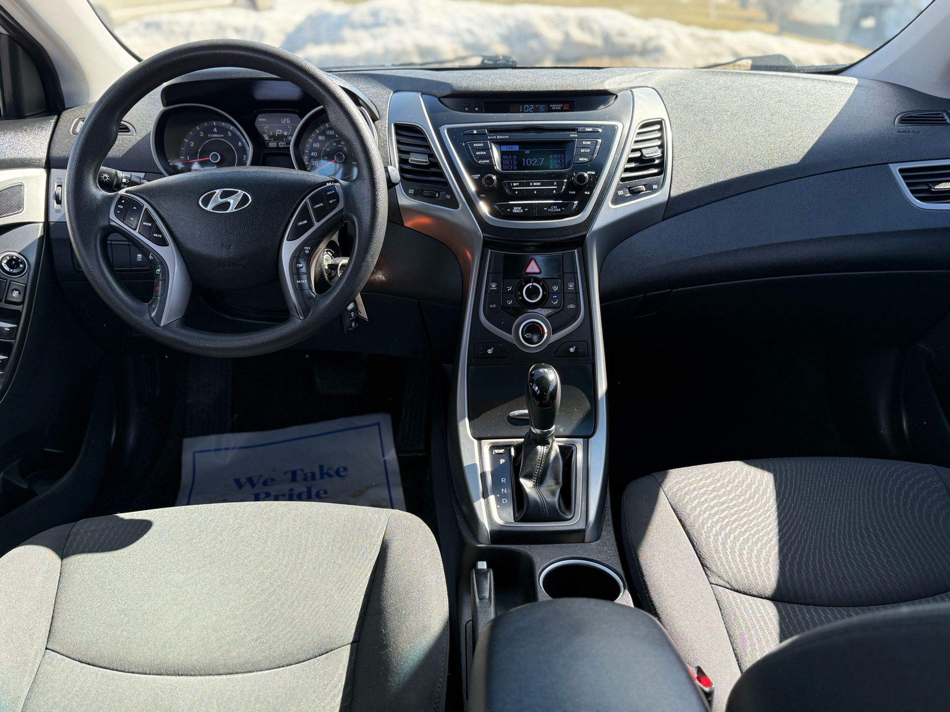 /uncoolautosales/2015-Hyundai-Elantra-9481490394504974.jpg