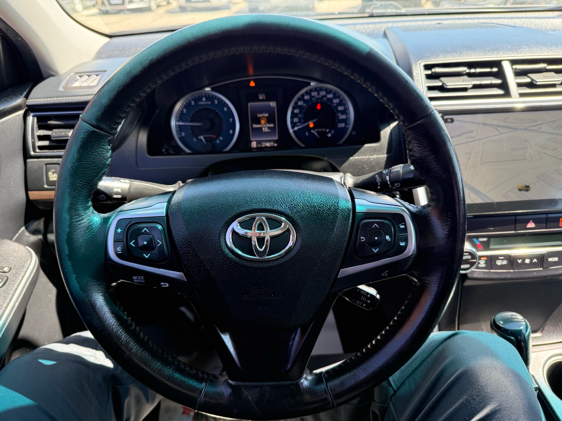 /uncoolautosales/2015-Toyota-Camry-08142161958199057.jpg