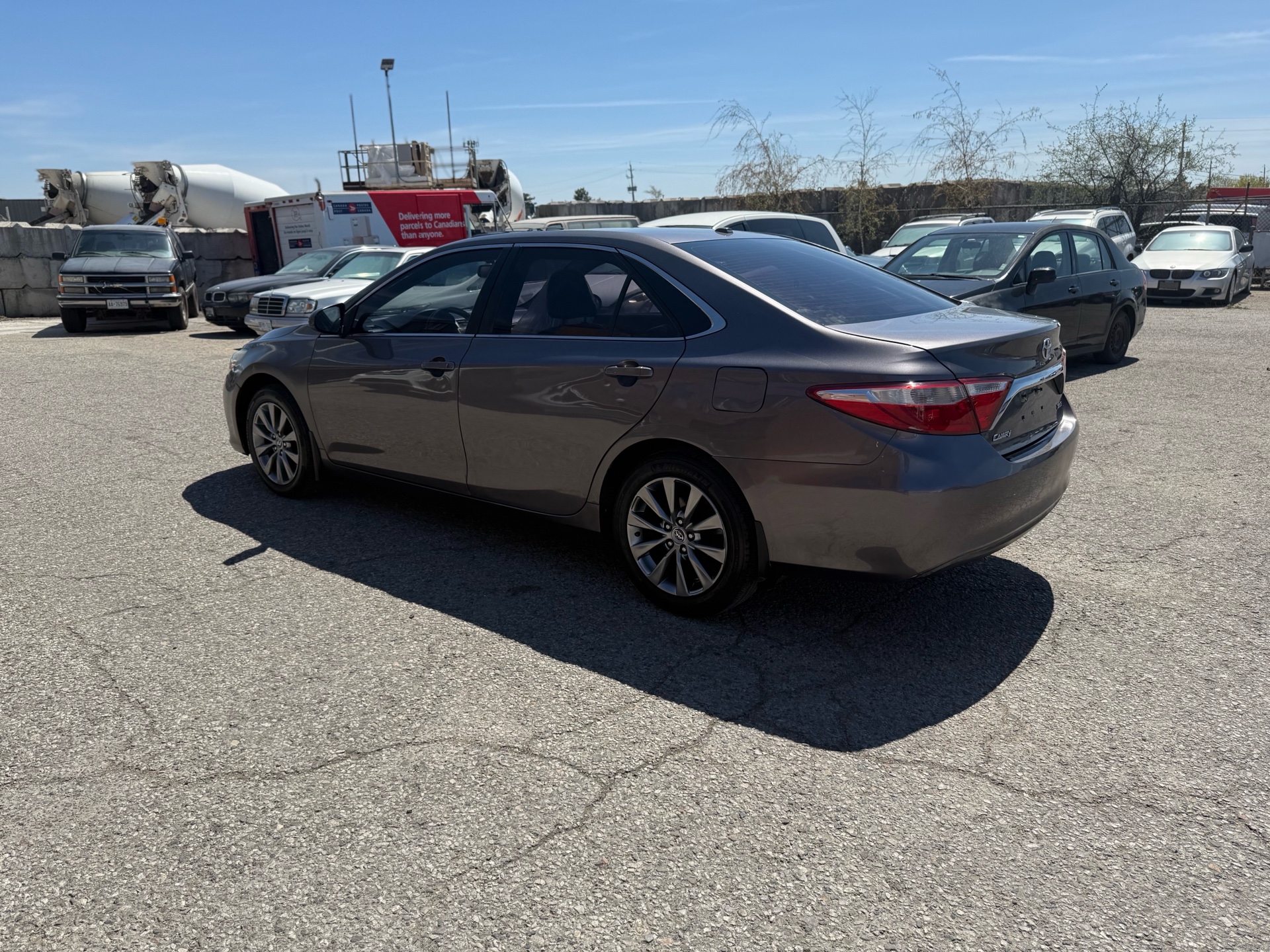 /uncoolautosales/2015-Toyota-Camry-7745729096393896.jpg