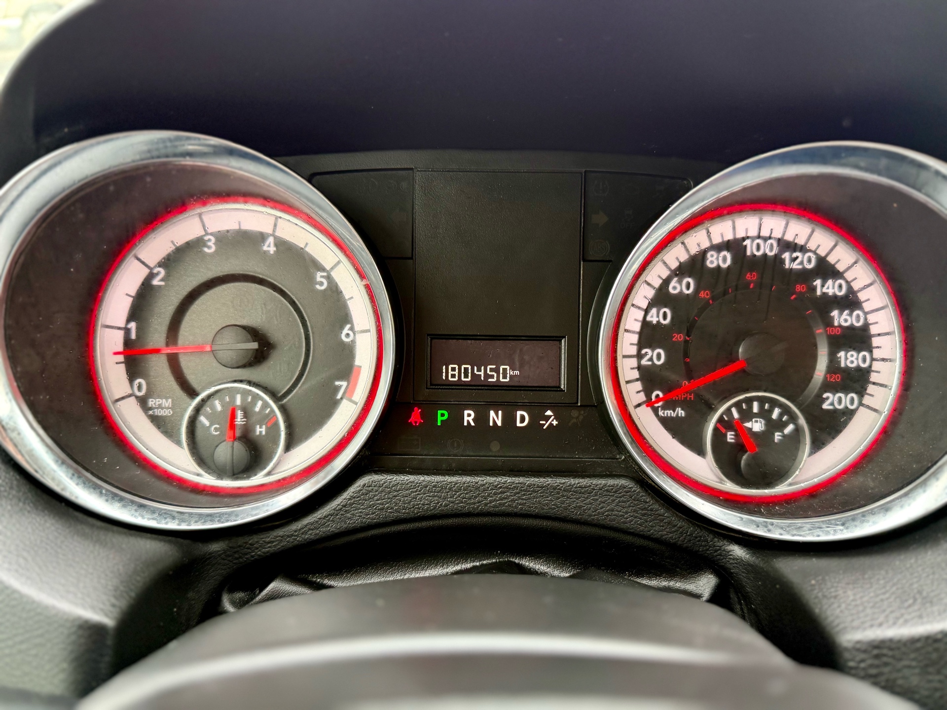 /uncoolautosales/2016-Dodge-GrandCaravan-06083626820986243.jpg