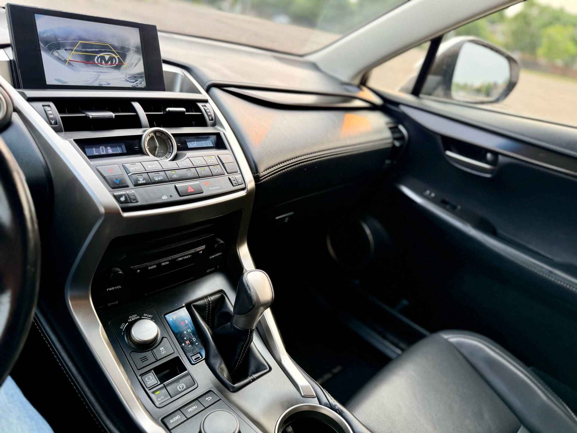 /uncoolautosales/2016-Lexus-NX200t-0923552798677949.jpg