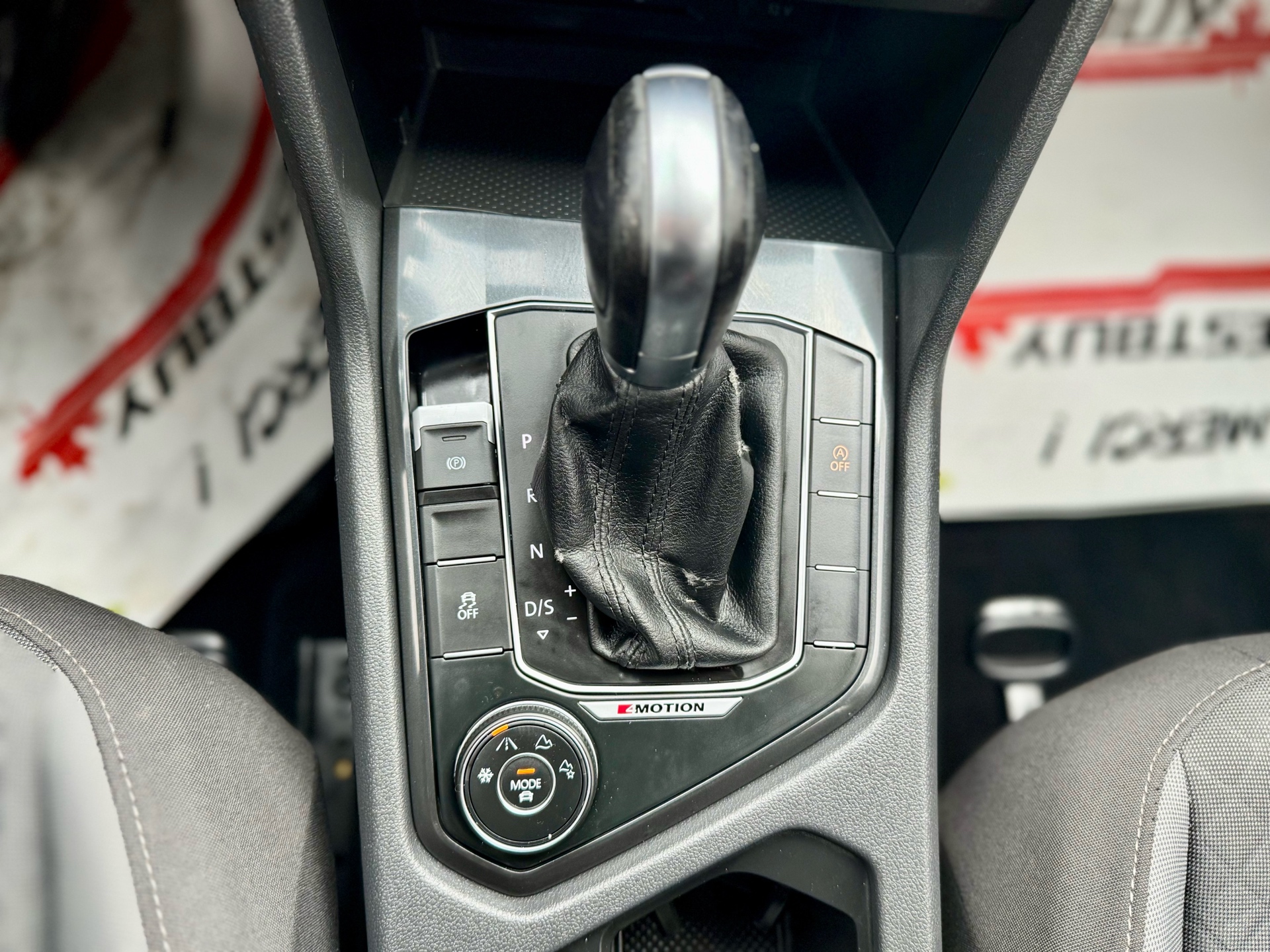 /uncoolautosales/2018-Volkswagen-Tiguan-10161553445973093.jpg
