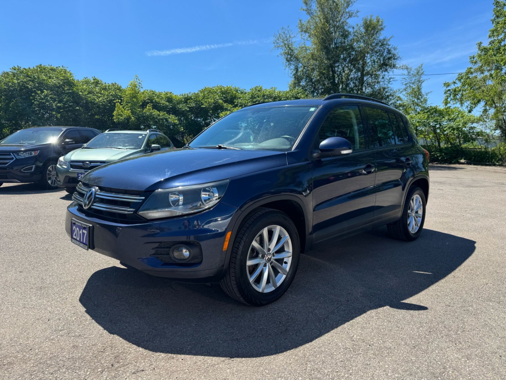 2017 Volkswagen Tiguan 4MOTION 4dr Wolfsburg Edition