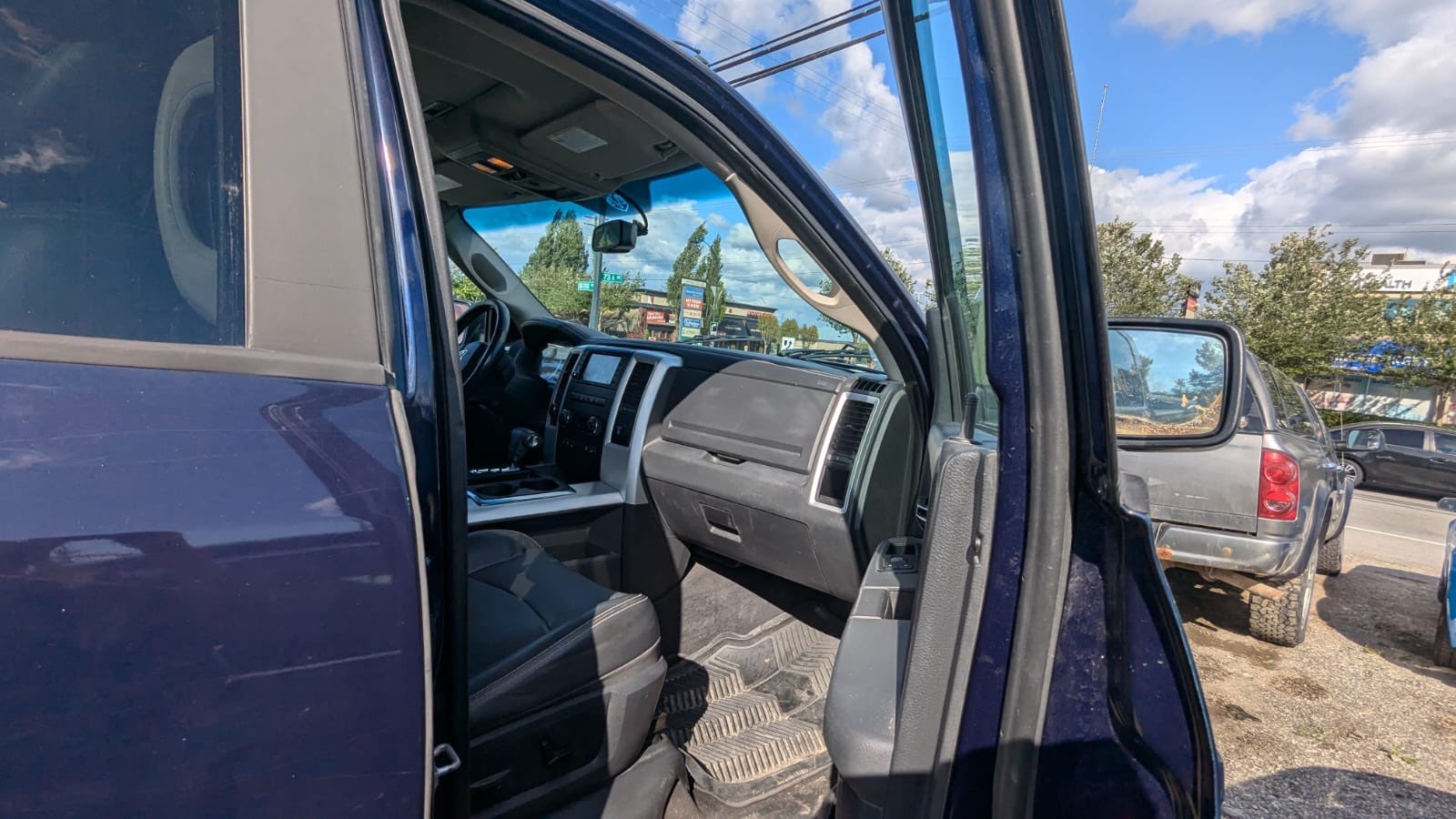/valuemotors/2012-Ram-1500-6145208144285008.jpg