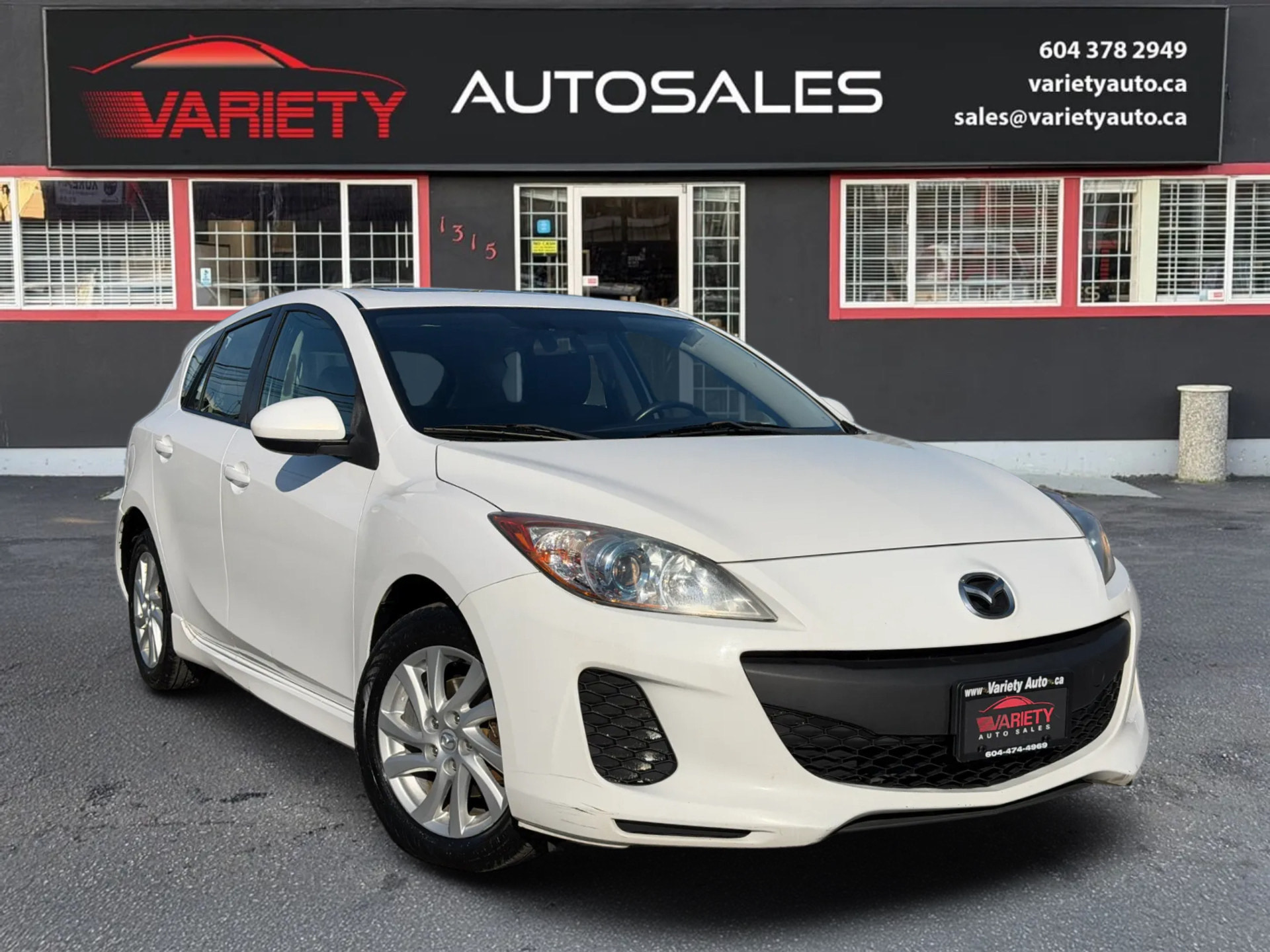 2012 Mazda Mazda3 4dr HB Sport Auto GS-SKY, Reliable, Fuel Efficient, FREE 10,000 KM COMPREHENSIVE LUBRICO WARRANTY!!