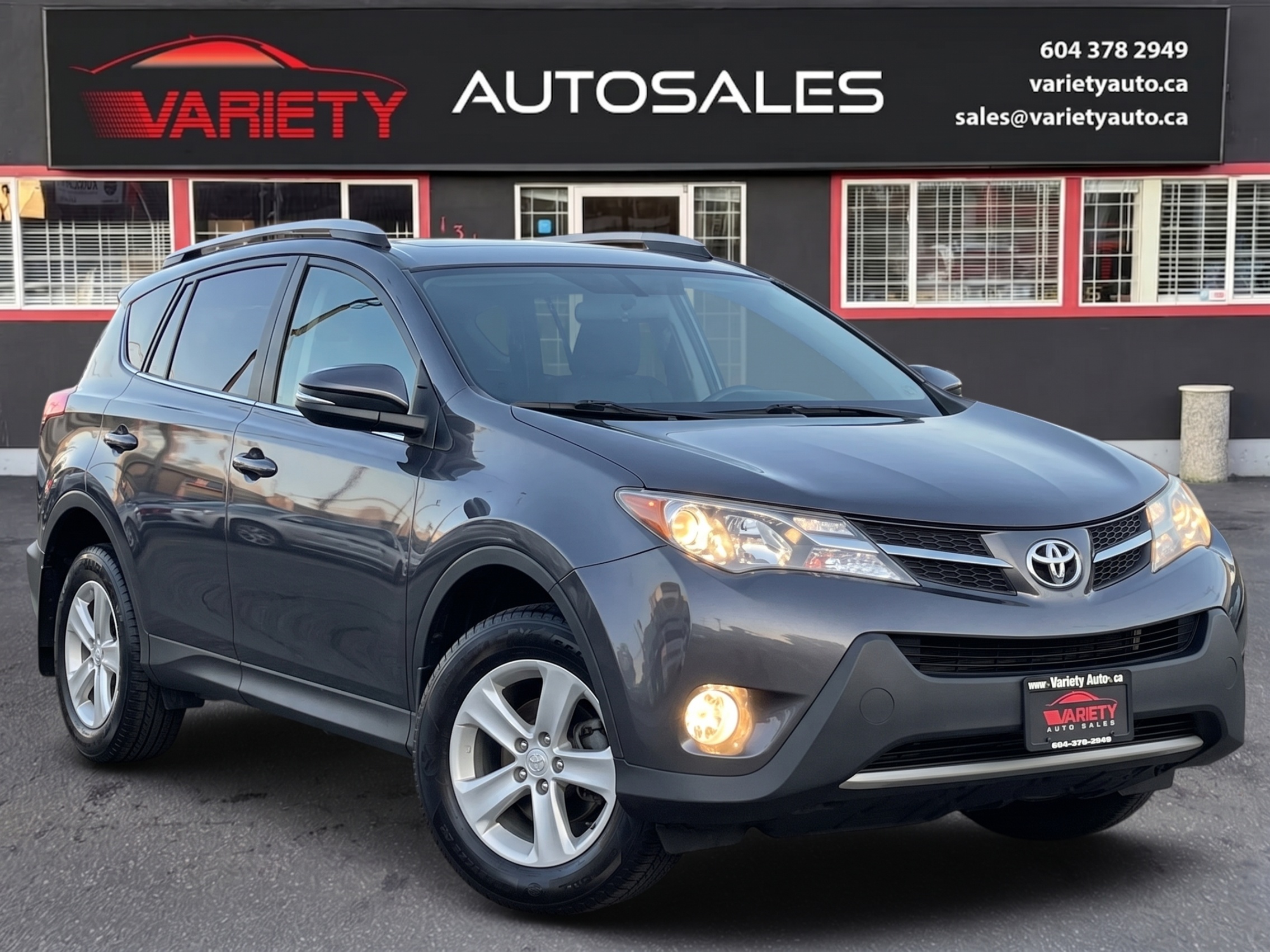 2014 Toyota RAV4 AWD 4dr XLE | Sunroof | Backup Camera |FREE 5000 KM COMPREHENSIVE LUBRICO WARRANTY!!