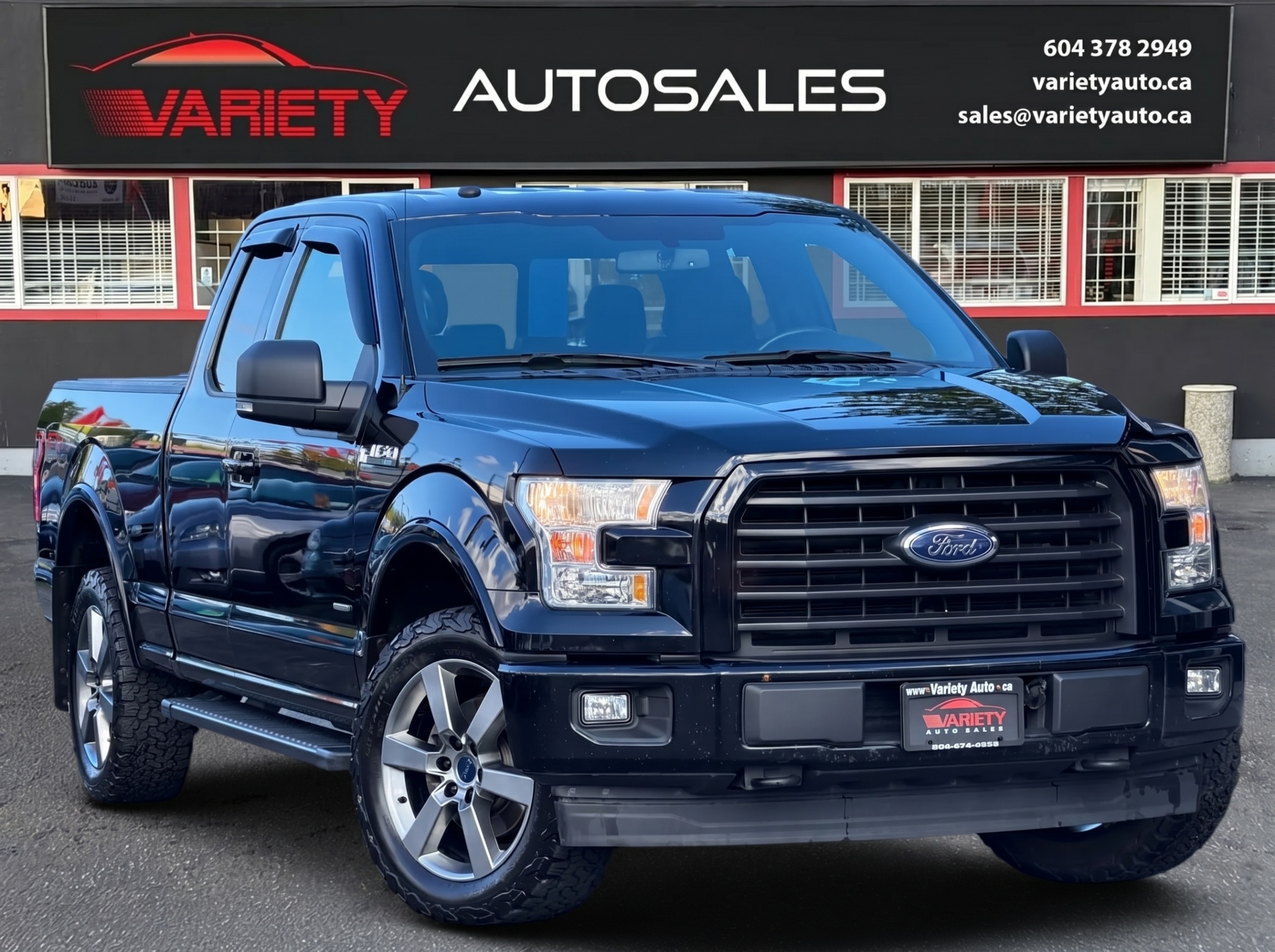 2017 Ford F-150 14 XLT FX4 OFF ROAD, Tonneau Cover, FREE 5000 KM COMPREHENSIVE LUBRICO WARRANTY!!