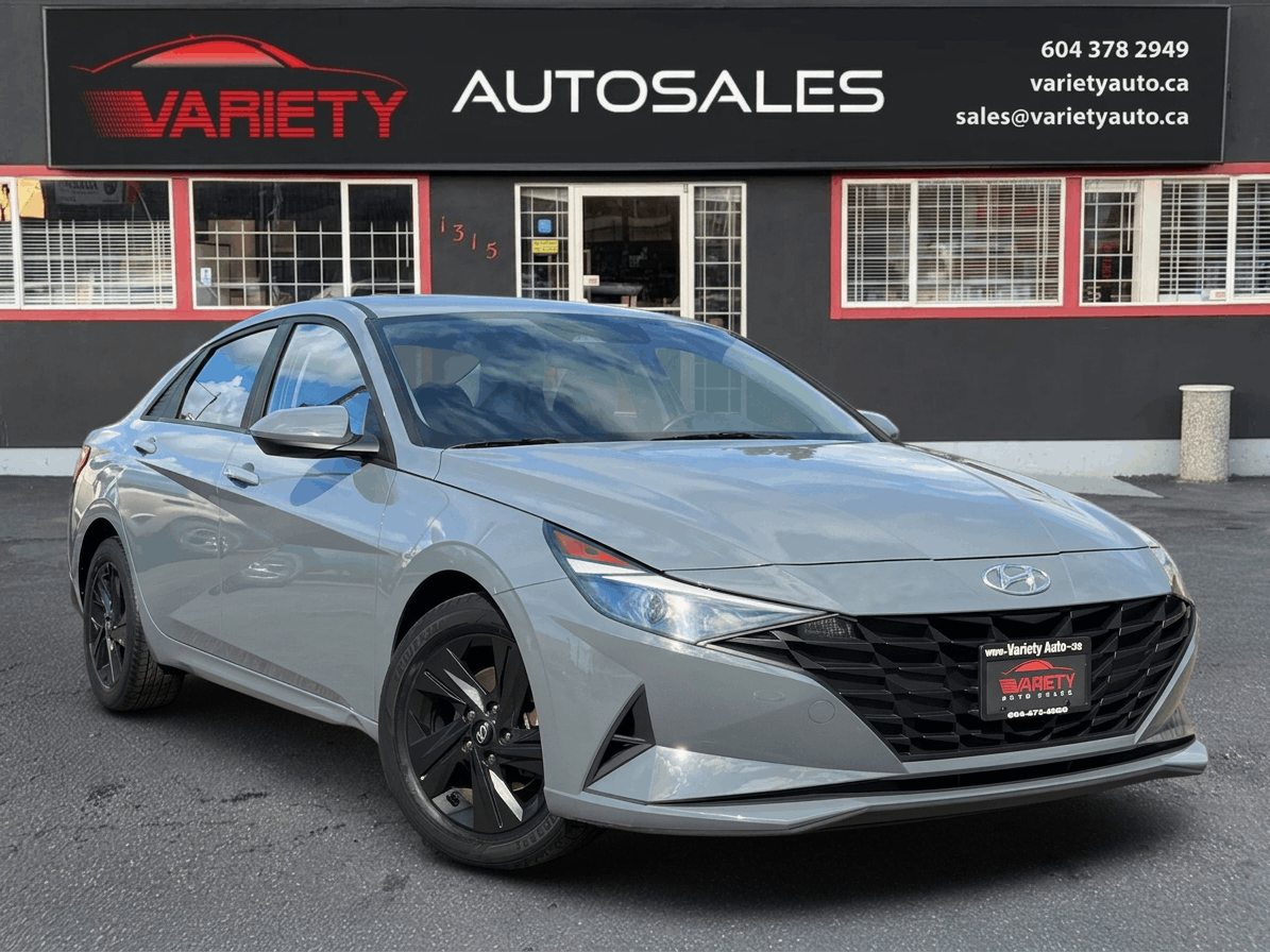 2022 Hyundai Elantra Preferred IVT w/Sun & Tech Package | Modern, FREE 10,000 KM COMPREHENSIVE LUBRICO WARRANTY!!