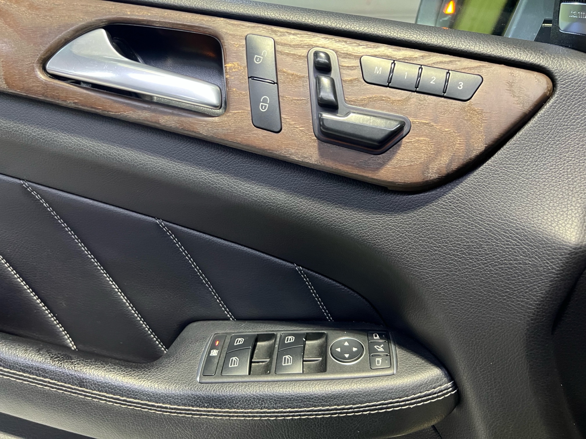 /westgateleasing/2015-Mercedes-Benz-GL-Class-3994348560271175.jpg