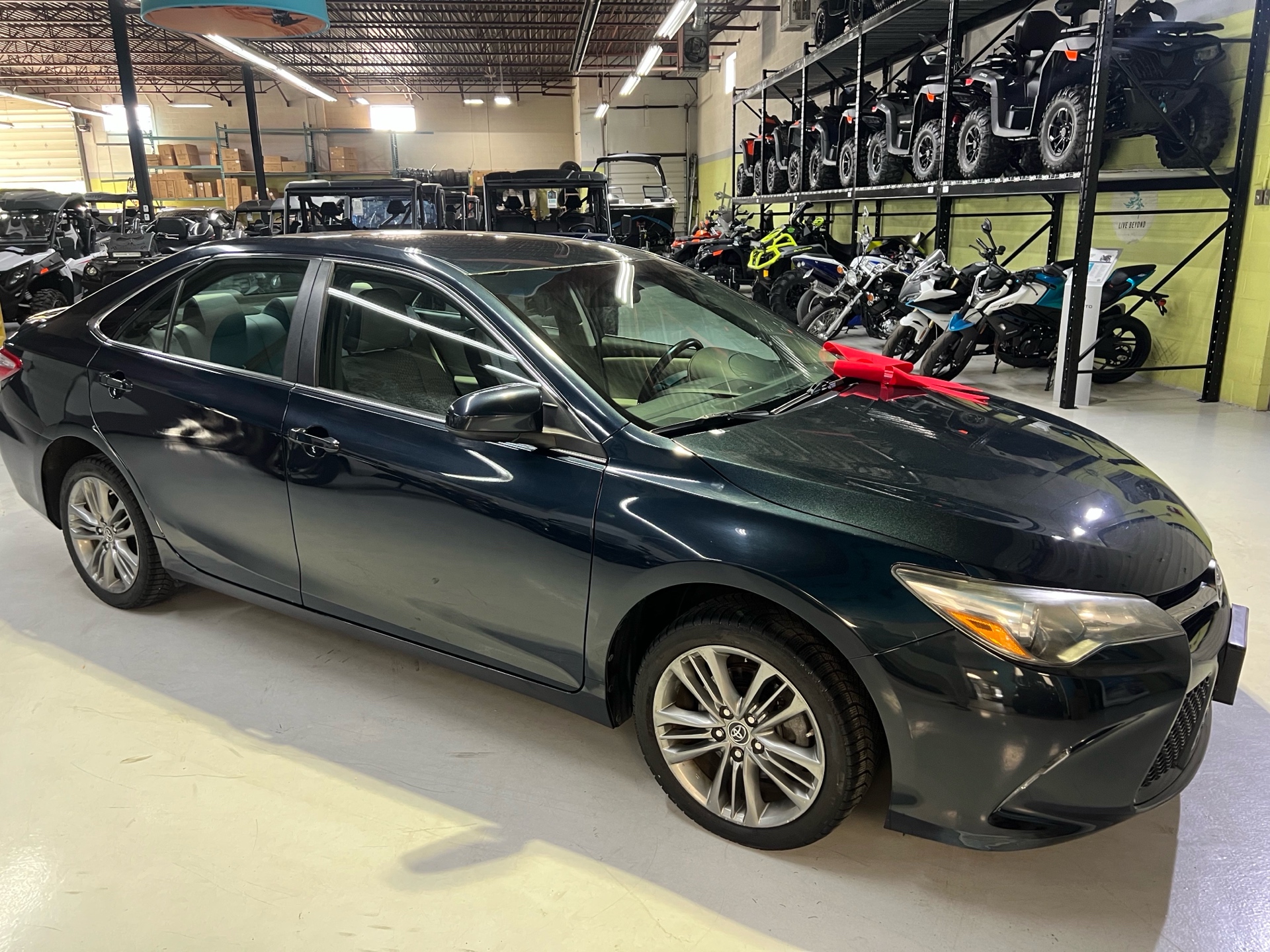 /westgateleasing/2015-Toyota-Camry-557603520115626.jpg