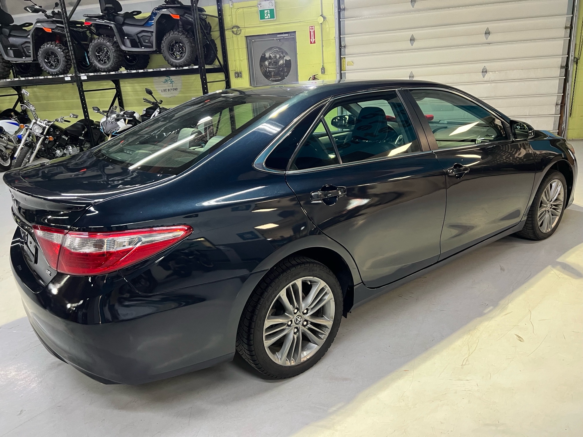/westgateleasing/2015-Toyota-Camry-5867758749920009.jpg