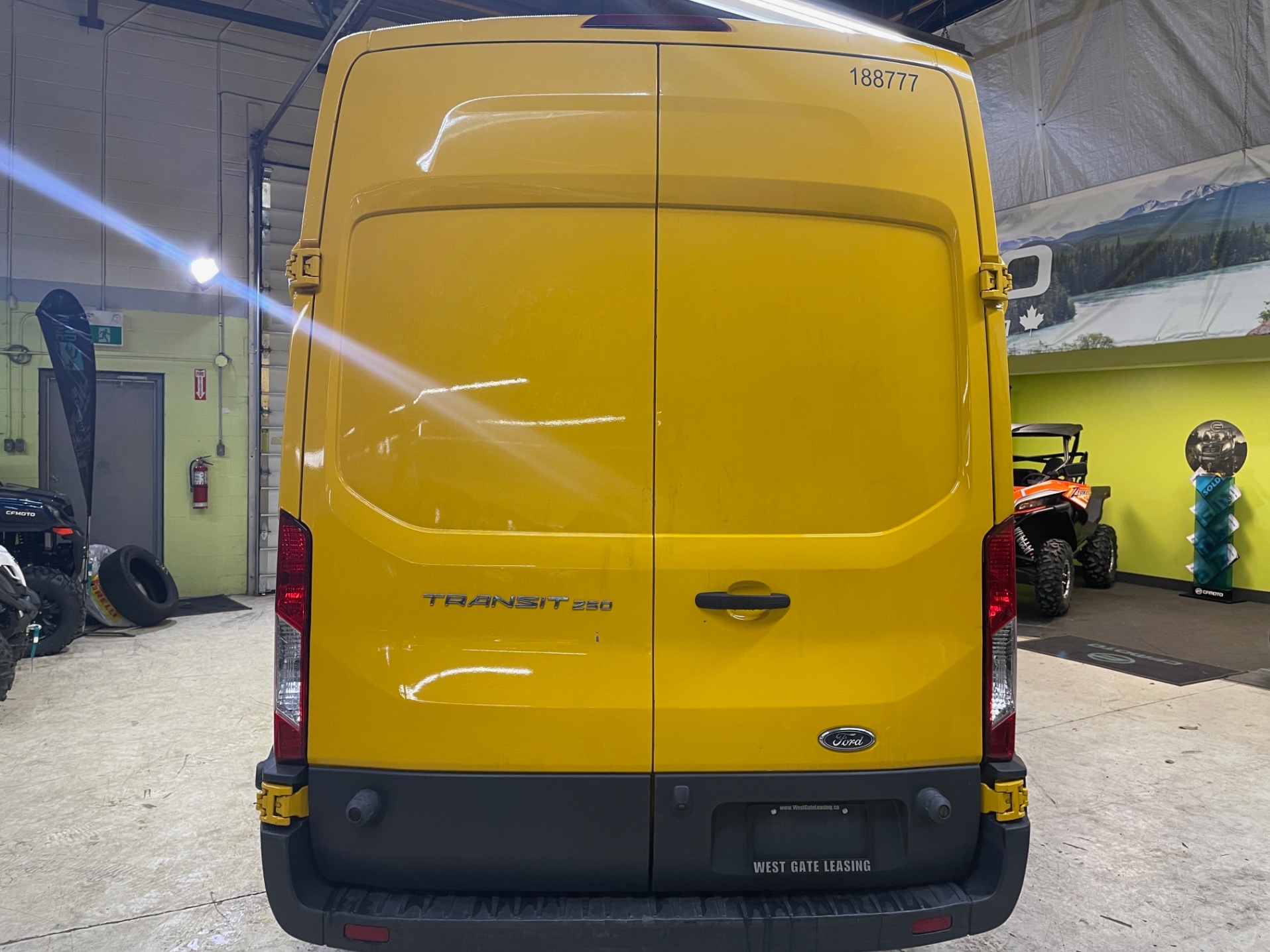 /westgateleasing/2017-Ford-TransitCargo-7318300158173143.jpg