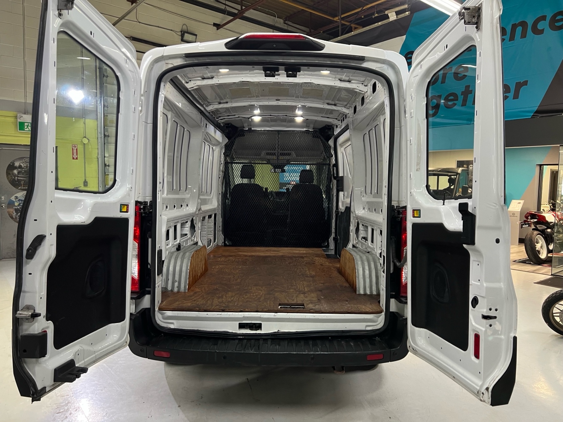 /westgateleasing/2019-FORD-TransitCargo-14041260481716855.jpg