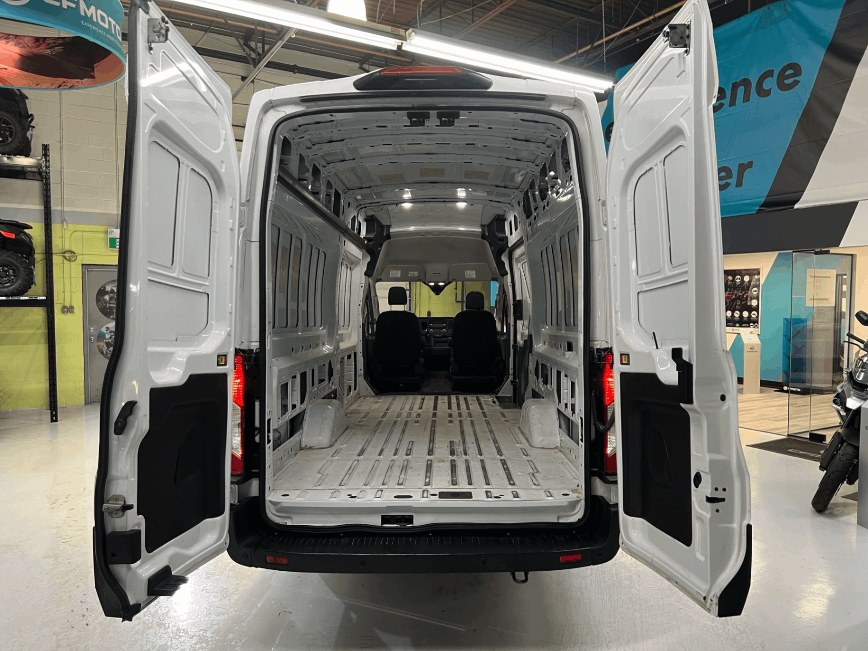 /westgateleasing/2021-Ford-TransitCargo-018566107432558043.jpg