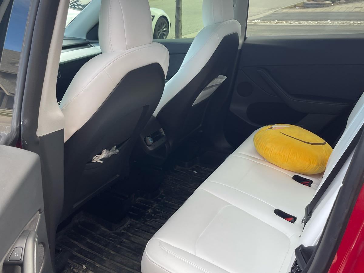 /wisewheels/2023-Tesla-ModelY-6314133298561091.jpg