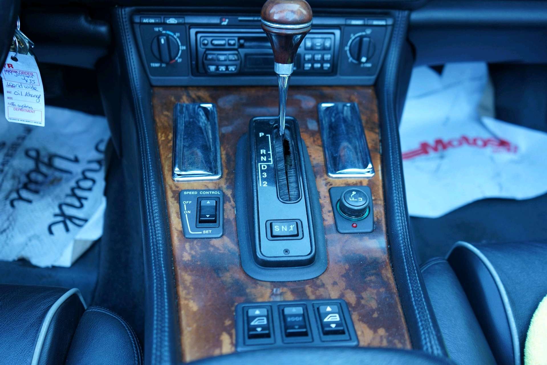 /worldwidemodernauto/1996-Jaguar-XJS-022977478637933313.jpg