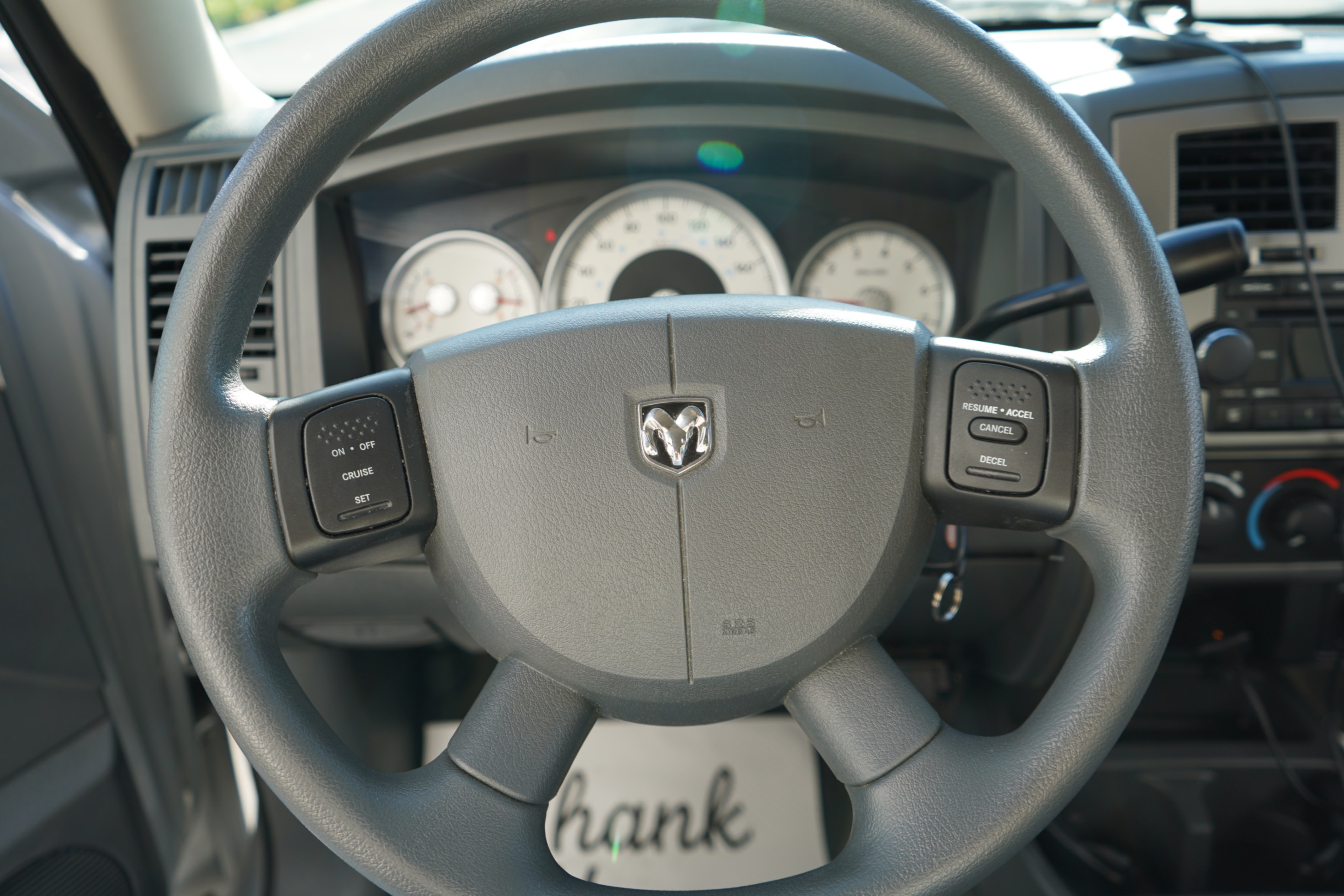 /worldwidemodernauto/2006-Dodge-Dakota-26628953403365685.jpg