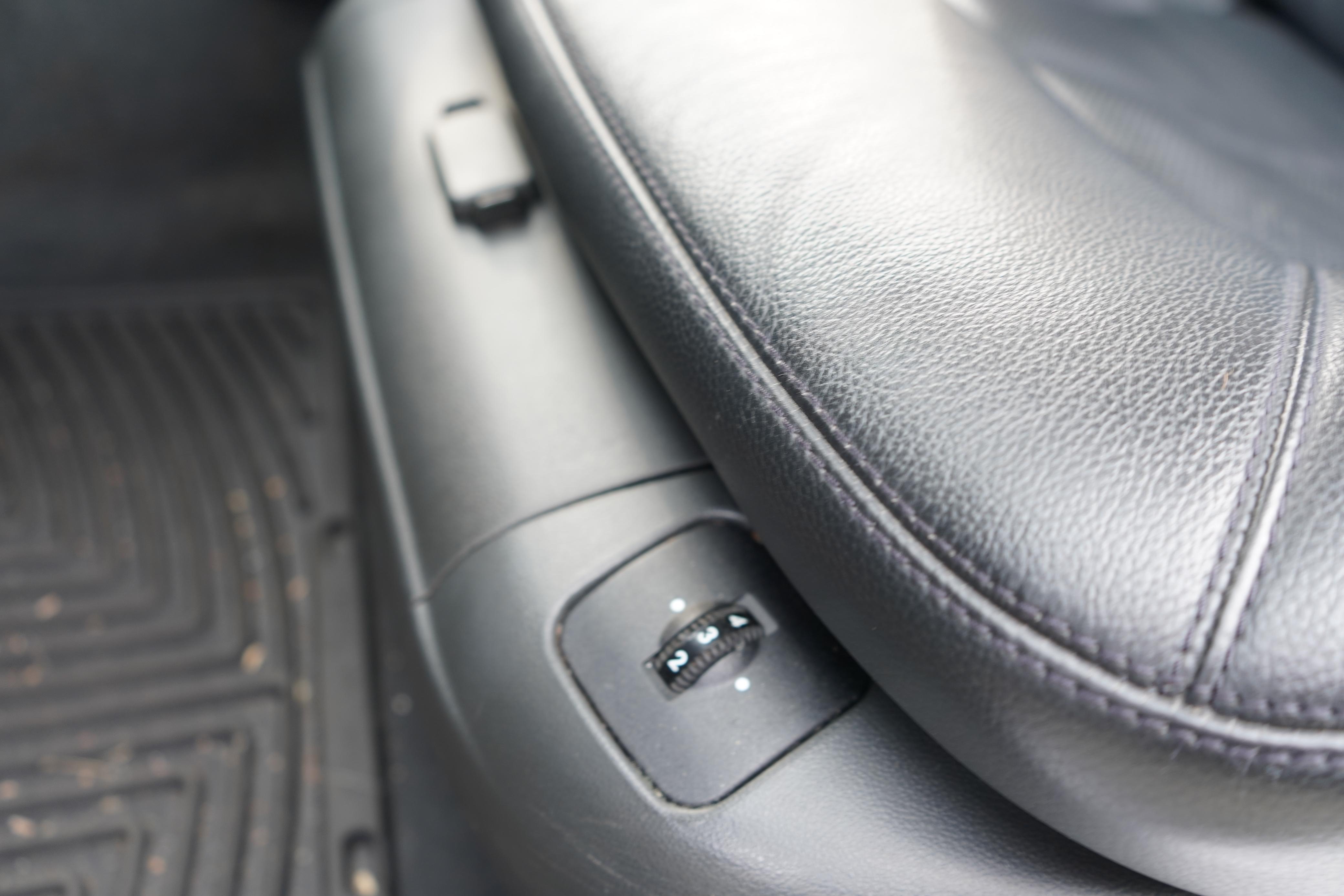 /worldwidemodernauto/2006-Mercedes-Benz-CL-Class-5365308807030125.jpg