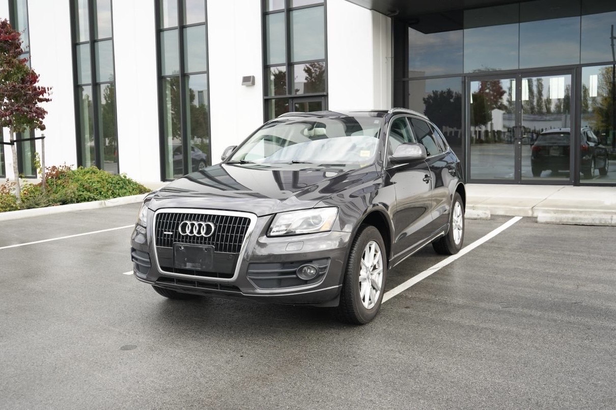 /worldwidemodernauto/2010-Audi-Q5-14451950221671916.jpg