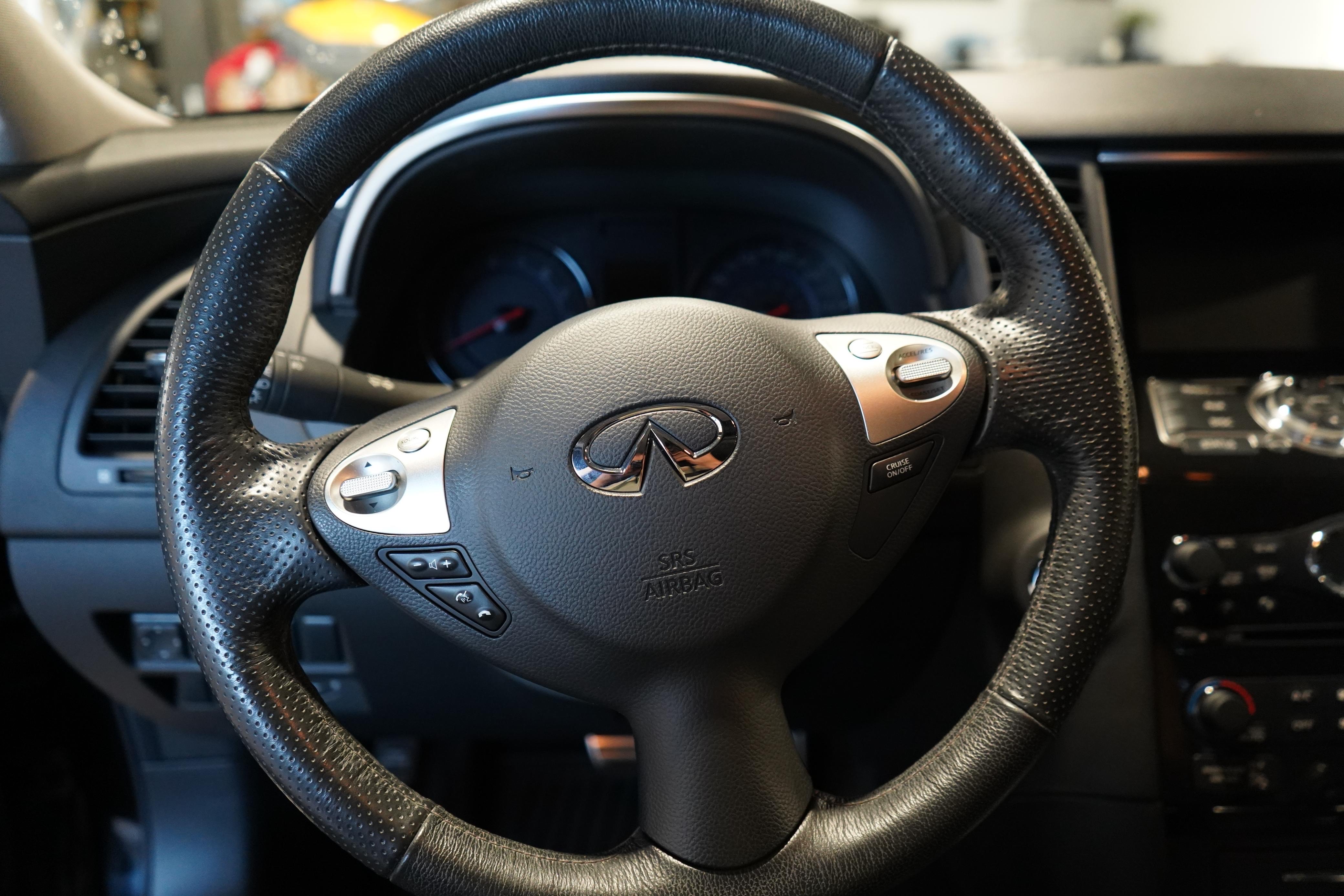 /worldwidemodernauto/2010-INFINITI-FX35-21134892109446324.jpg