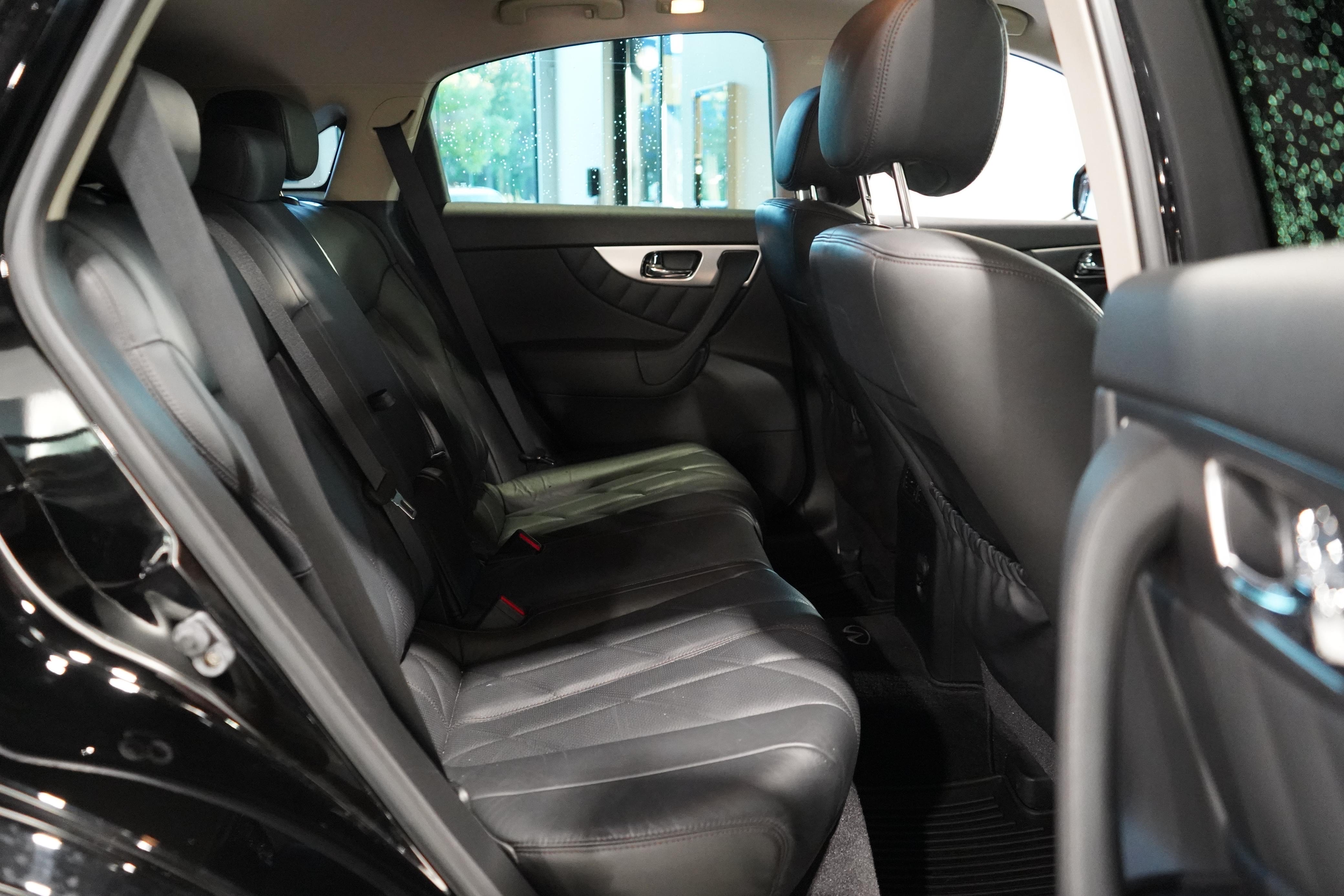 /worldwidemodernauto/2010-INFINITI-FX35-34016028014805966.jpg
