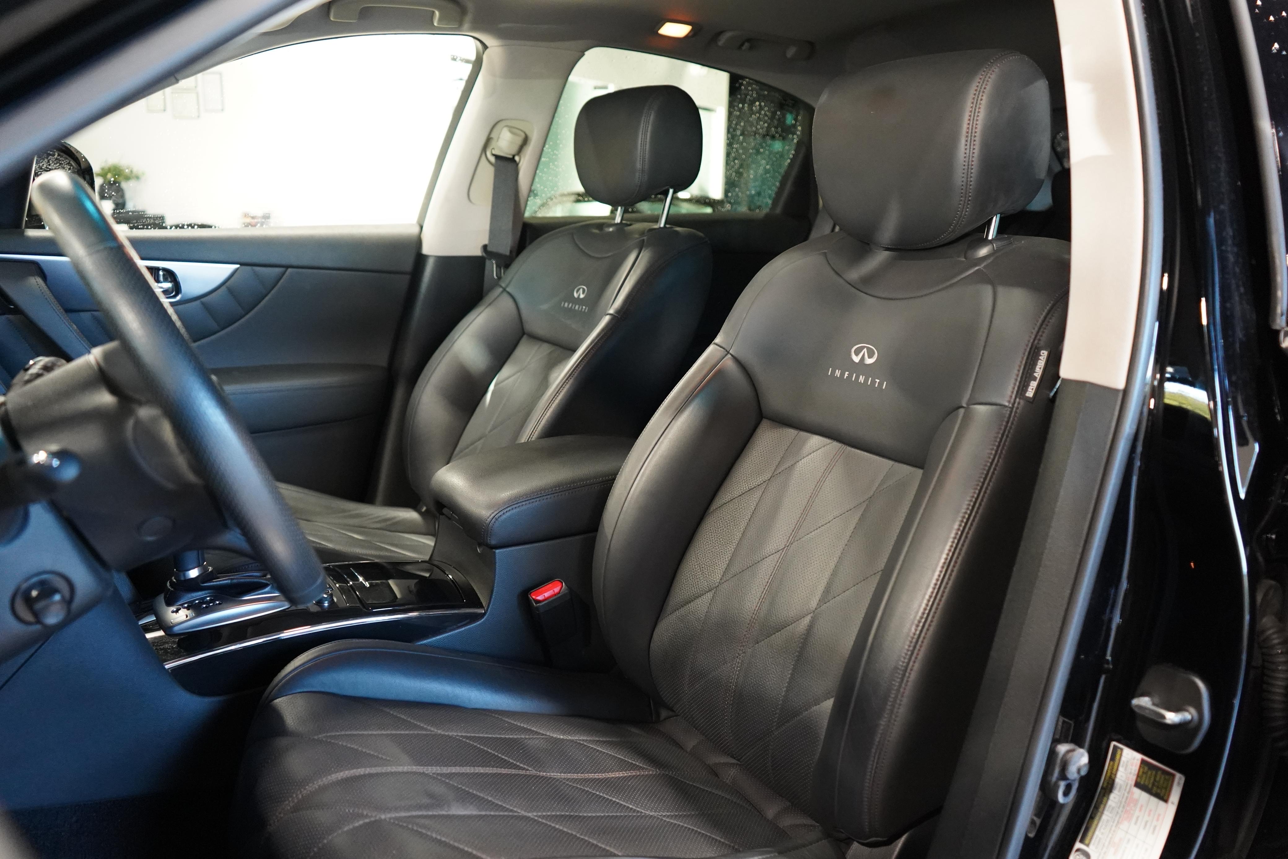 /worldwidemodernauto/2010-INFINITI-FX35-8511076558534871.jpg