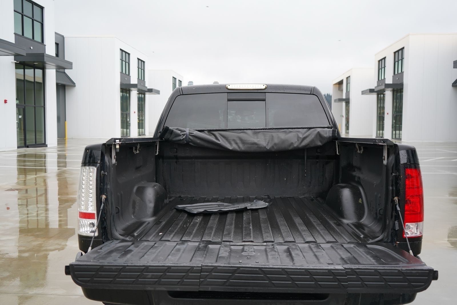 /worldwidemodernauto/2011-GMC-Sierra1500-29188866307145256.jpg