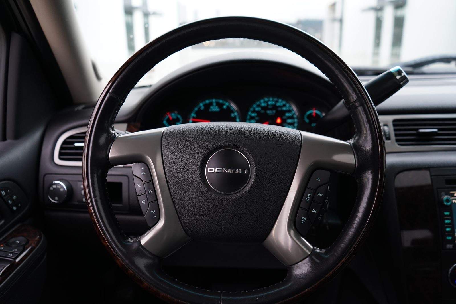 /worldwidemodernauto/2011-GMC-Sierra1500-34697878833493023.jpg