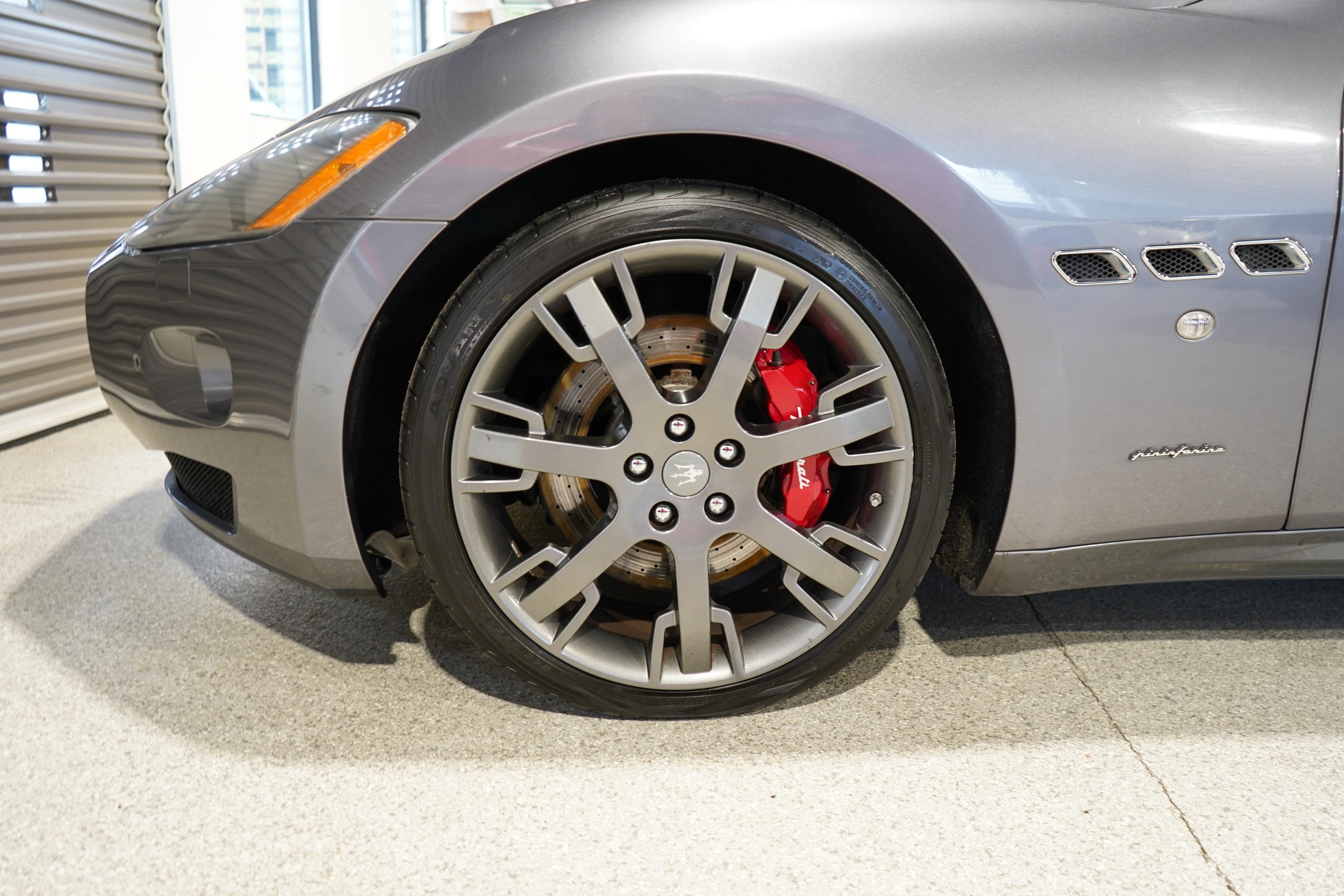 /worldwidemodernauto/2011-Maserati-Granturismo-44557144272984717.jpg