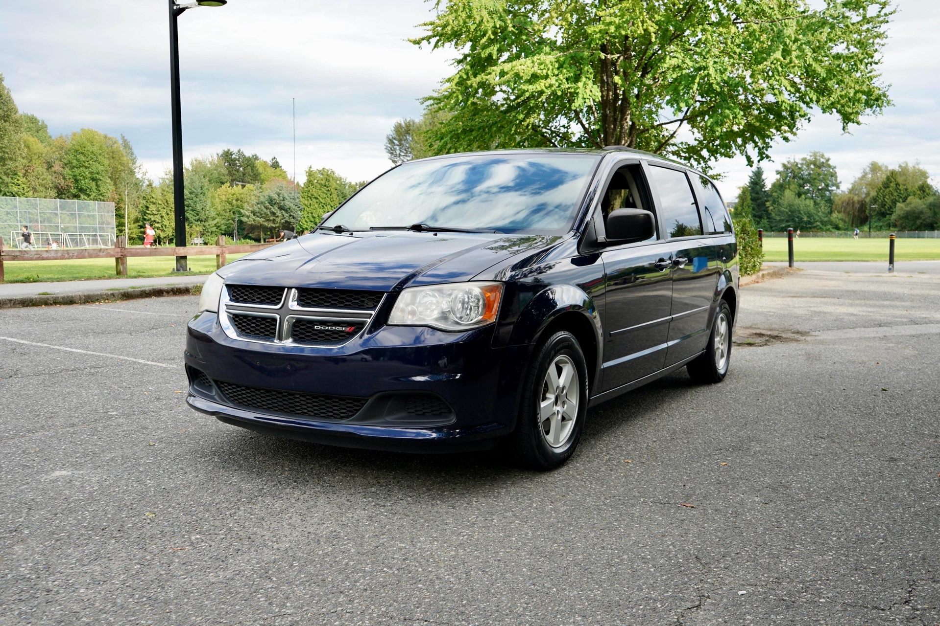 /worldwidemodernauto/2012-Dodge-GrandCaravan-5820800088732765.jpg