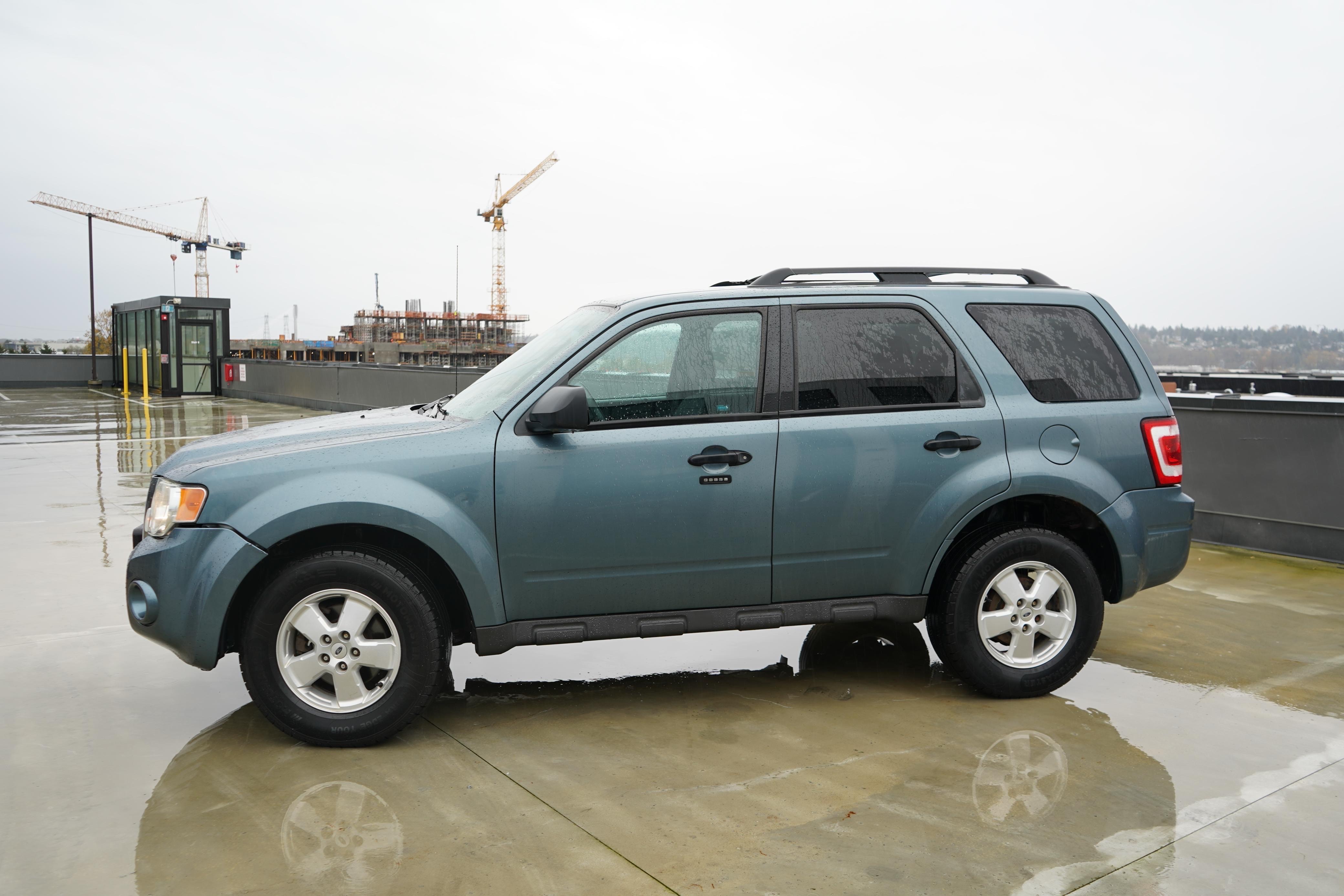 /worldwidemodernauto/2012-Ford-Escape-4147642209874678.jpg