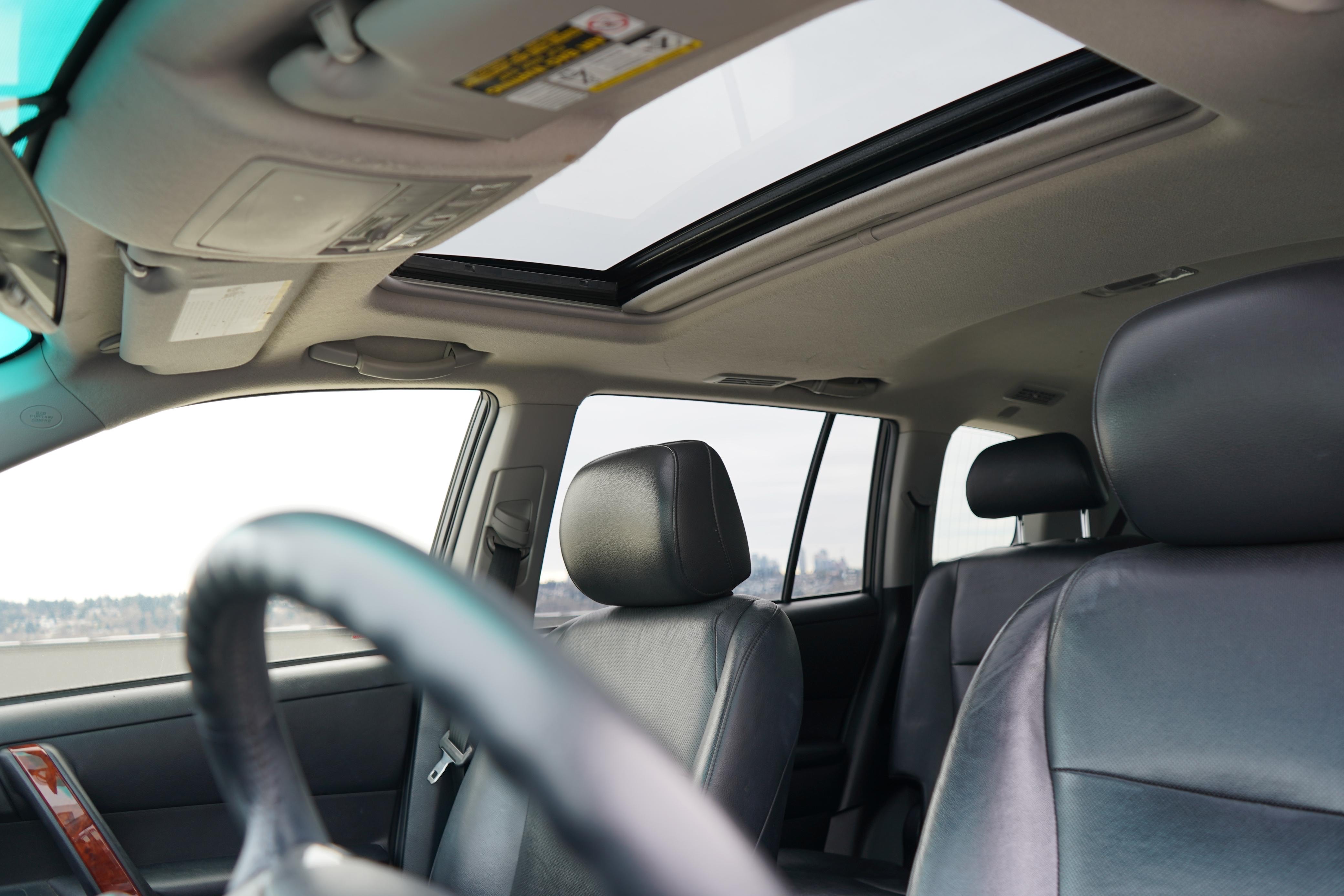 /worldwidemodernauto/2012-Toyota-Highlander-23606647175902684.jpg