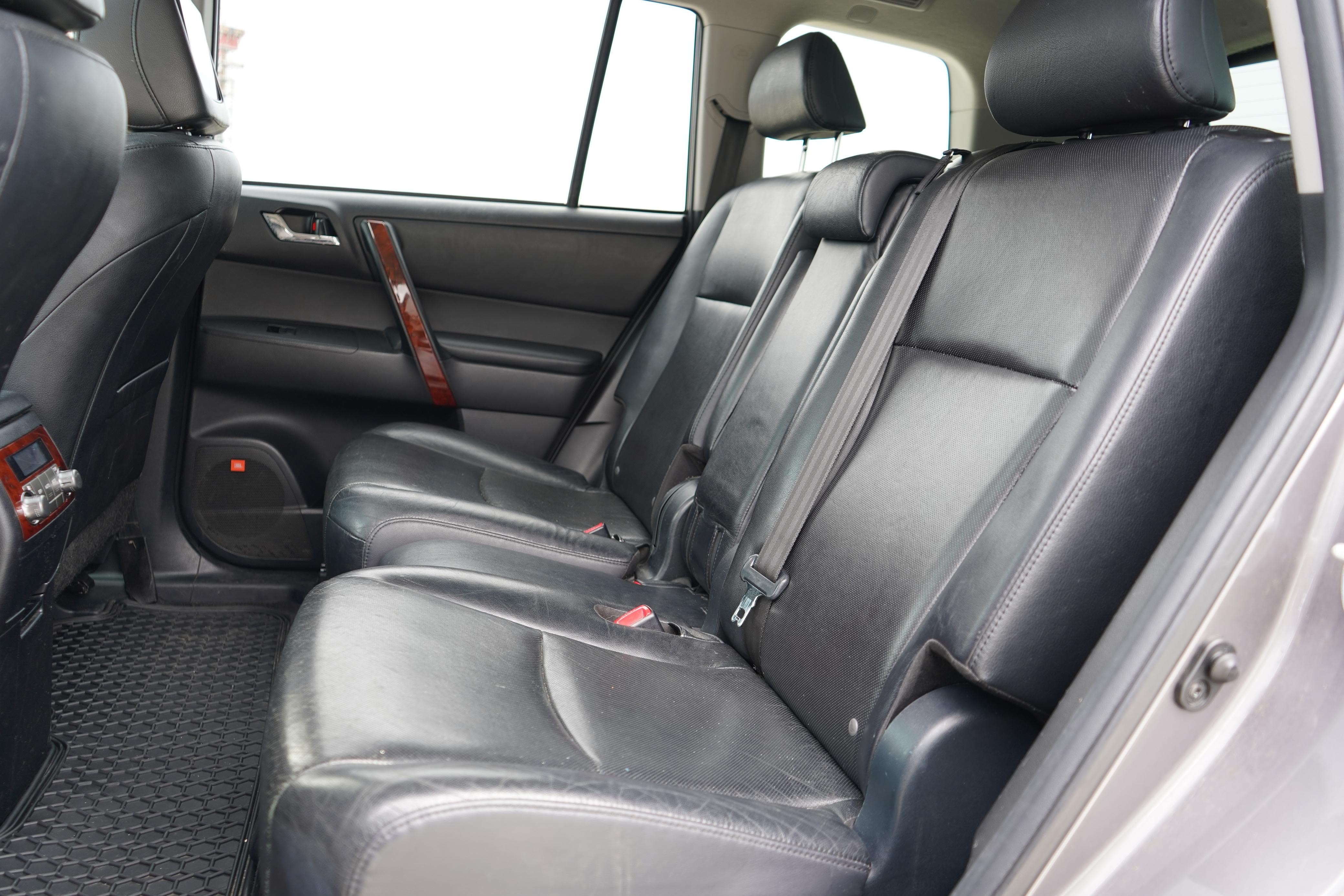 /worldwidemodernauto/2012-Toyota-Highlander-7491995389488171.jpg