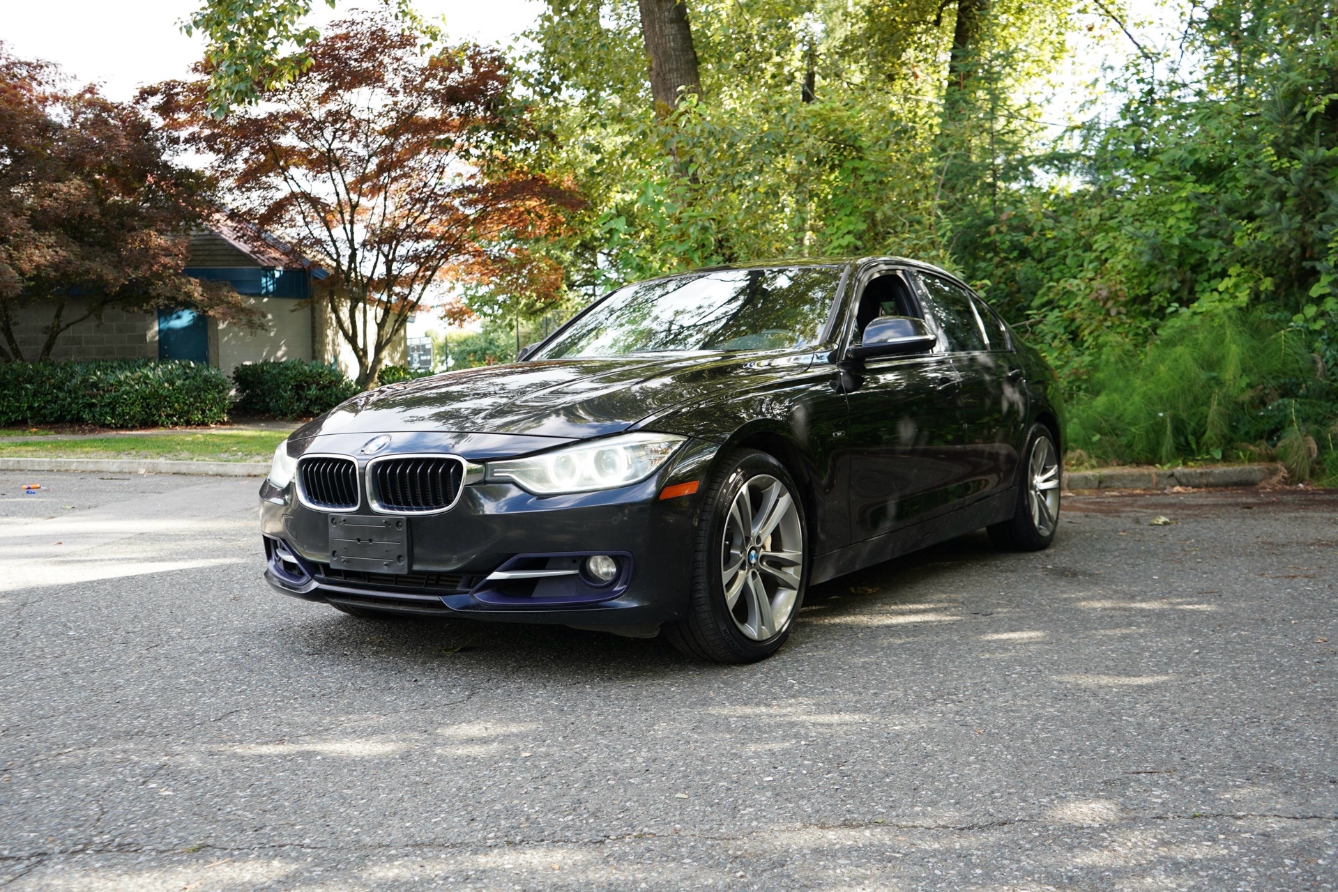 /worldwidemodernauto/2013-BMW-3Series-5500888101751795.jpg