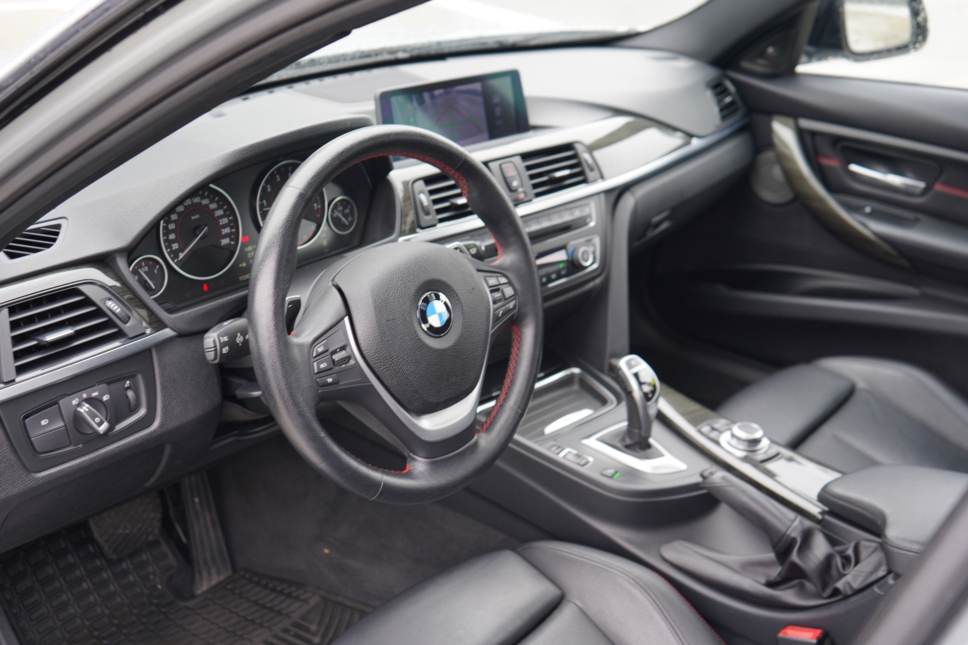 /worldwidemodernauto/2013-BMW-3Series-9519519522988791.jpg