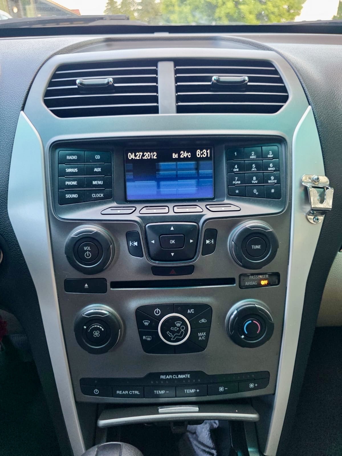 /worldwidemodernauto/2013-Ford-Explorer-6784605502656005.jpg