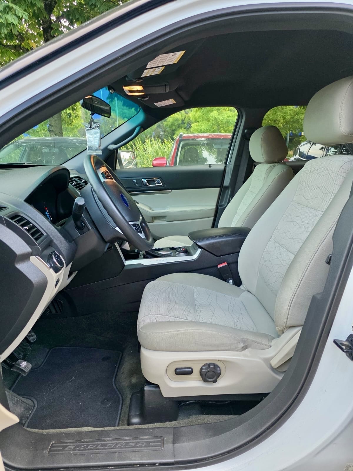 /worldwidemodernauto/2013-Ford-Explorer-7777456198880877.jpg