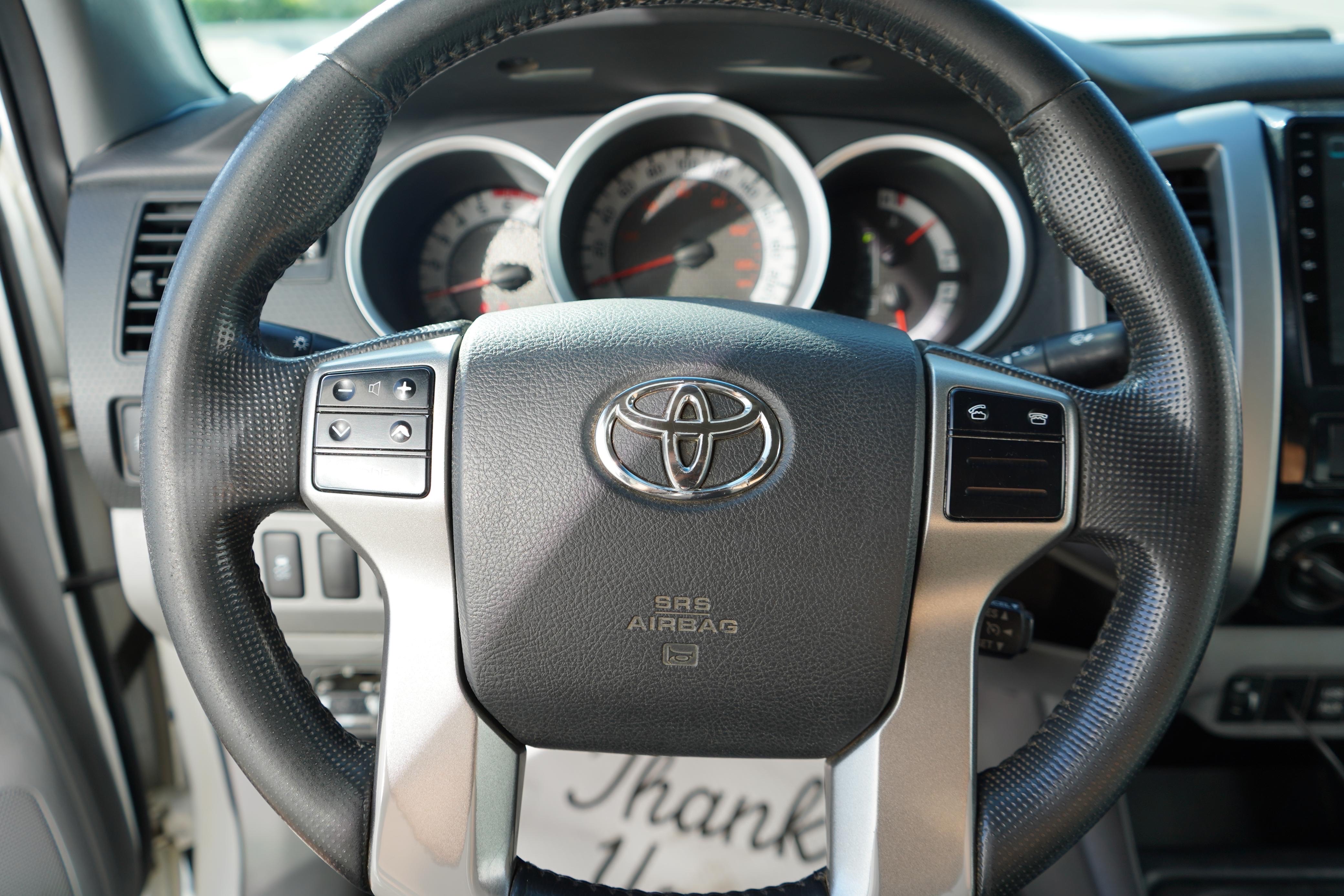 /worldwidemodernauto/2013-Toyota-Tacoma-33495109290814473.jpg