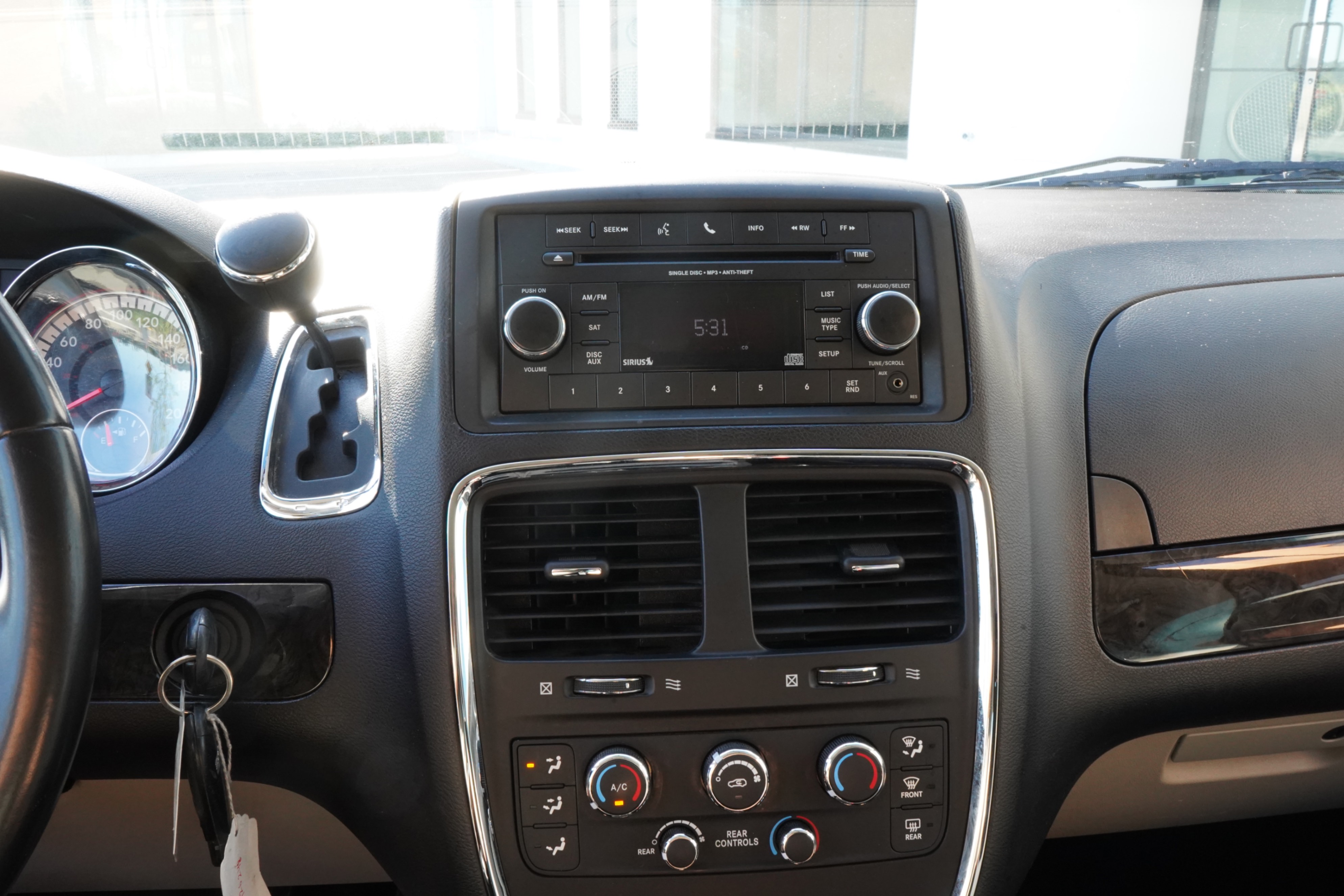 /worldwidemodernauto/2014-Dodge-GrandCaravan-5819213760418573.jpg